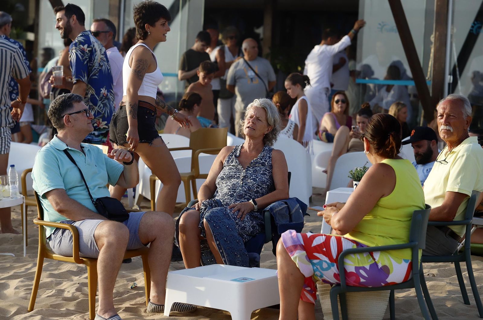 Un día en las playas de Huelva, en imágenes