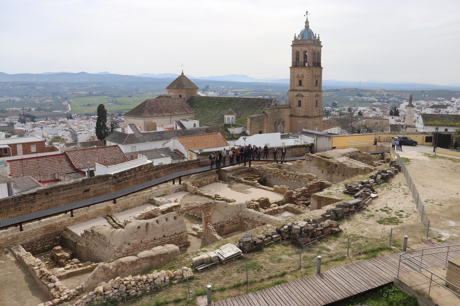Un recorrido en imágenes por el yacimiento arqueológico del cerro del Castillo de Montilla