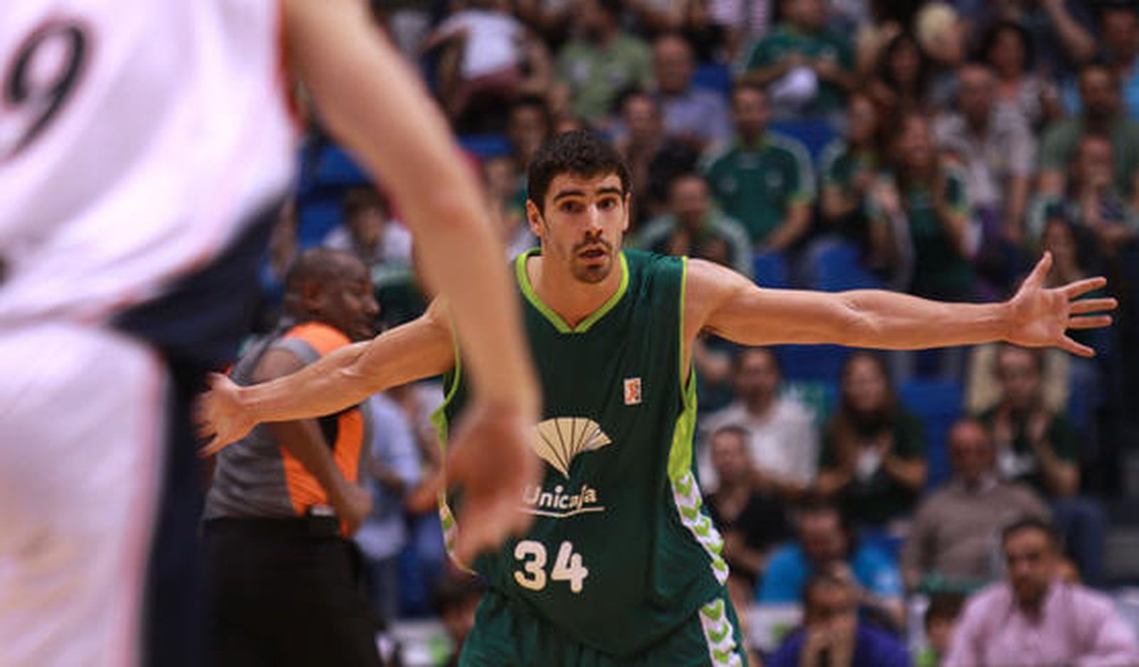 Los malagueños firman un 12-5 en la segunda vuelta y tras ganar al equipo vitoriano (70-62) consiguen el deseado quinto puesto


Foto: Migue fernandez