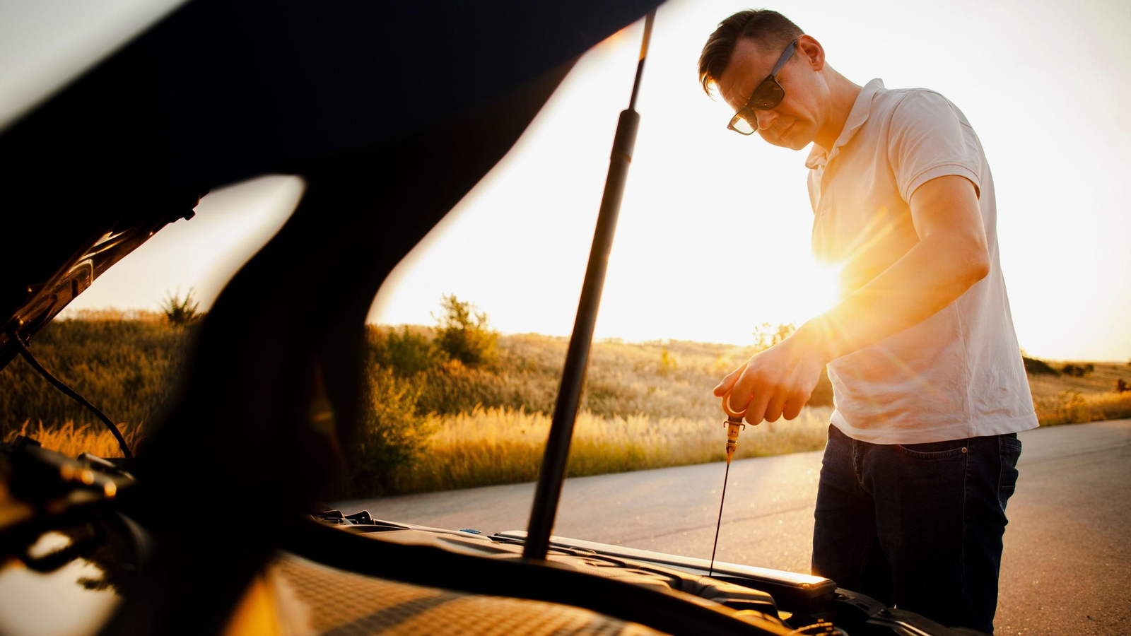 Solo se permiten actuaciones de mantenimiento en caso de emergencia.