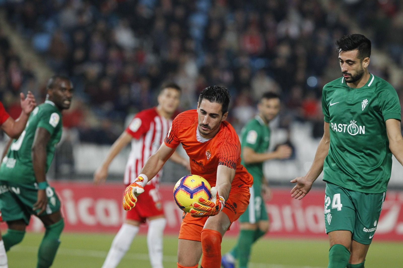 El UD Almería-Sporting de Gijón, en imágenes