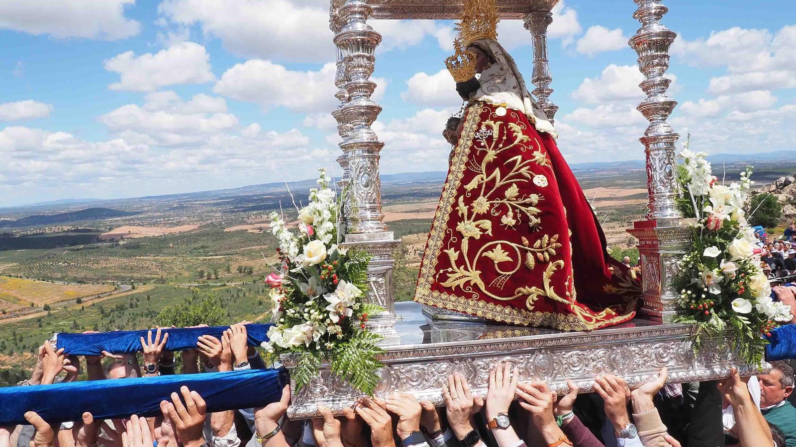 Uno de los momentos más bonitos de la procesión se vive en la Pisá del Potro