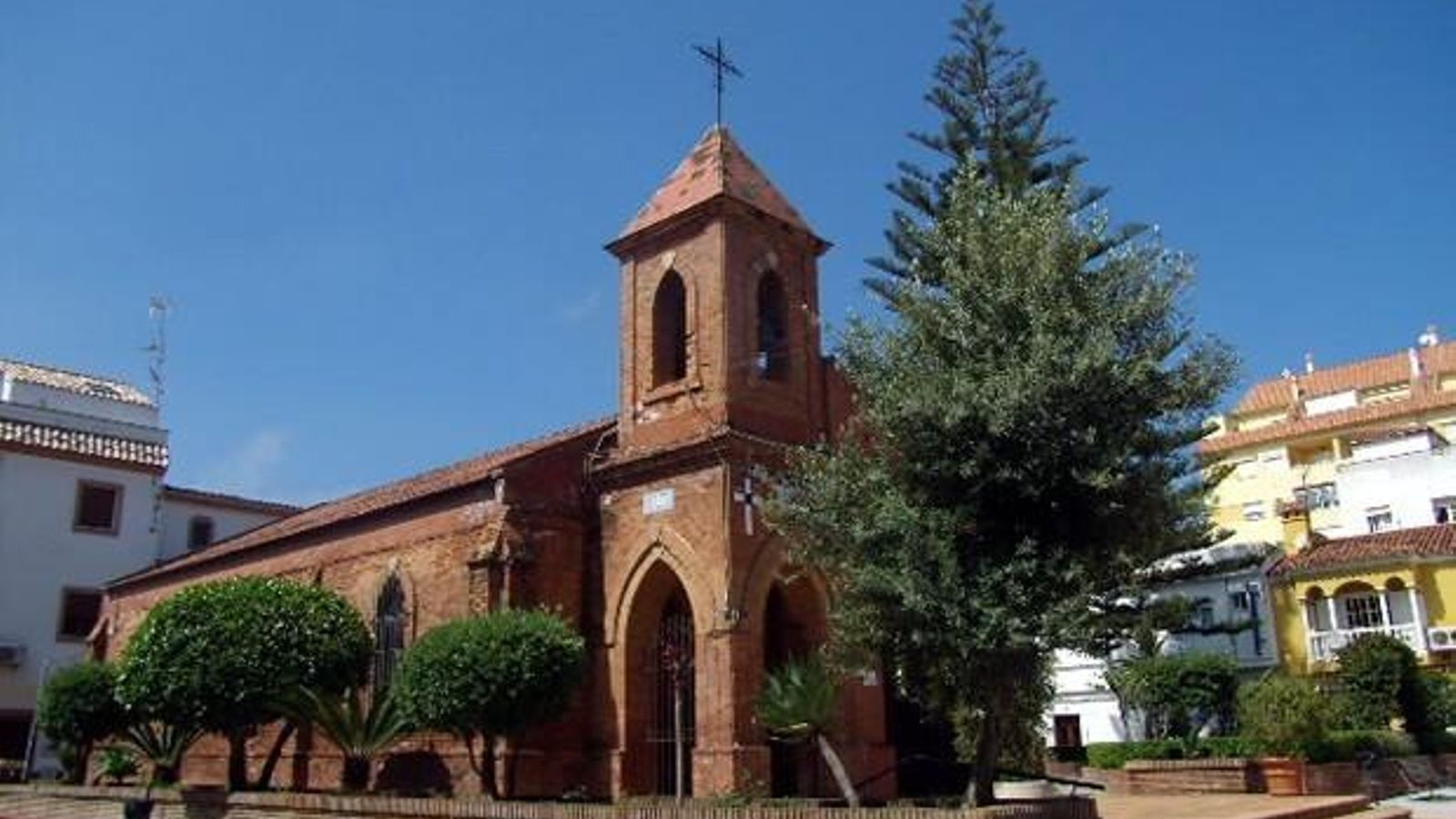 Iglesia de San Luis de Sabinillas.