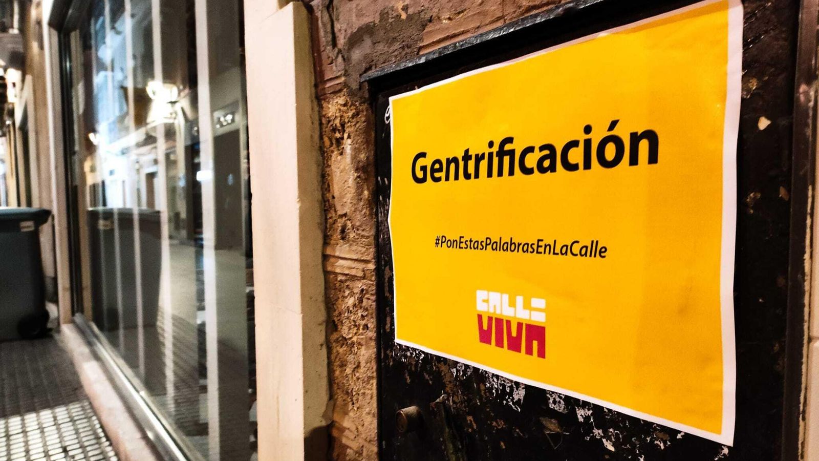 Otro de los carteles de la campaña de Calle Viva.