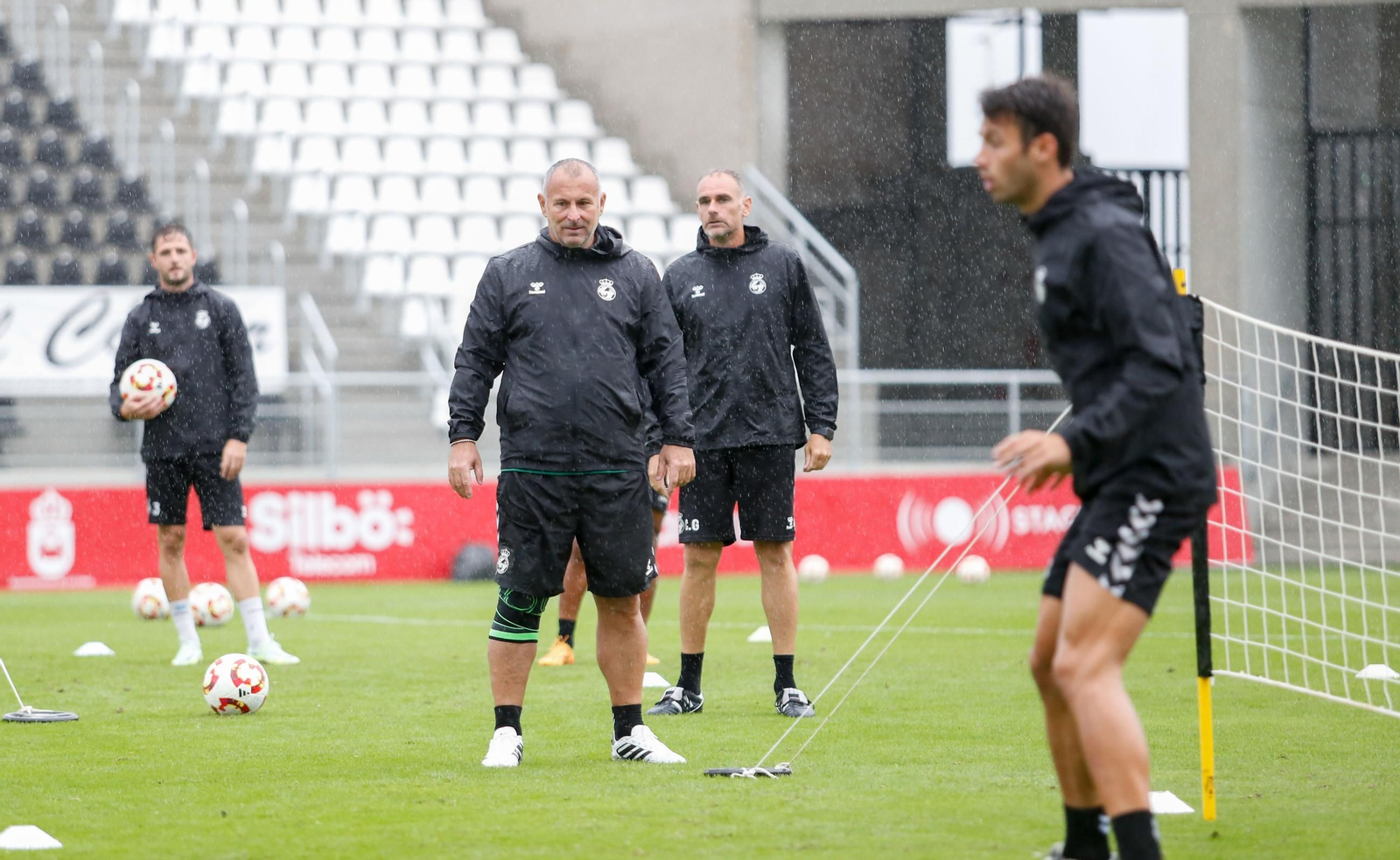 Las fotos del primer entrenamiento de Javi Moreno al frente de la Balona en La Línea
