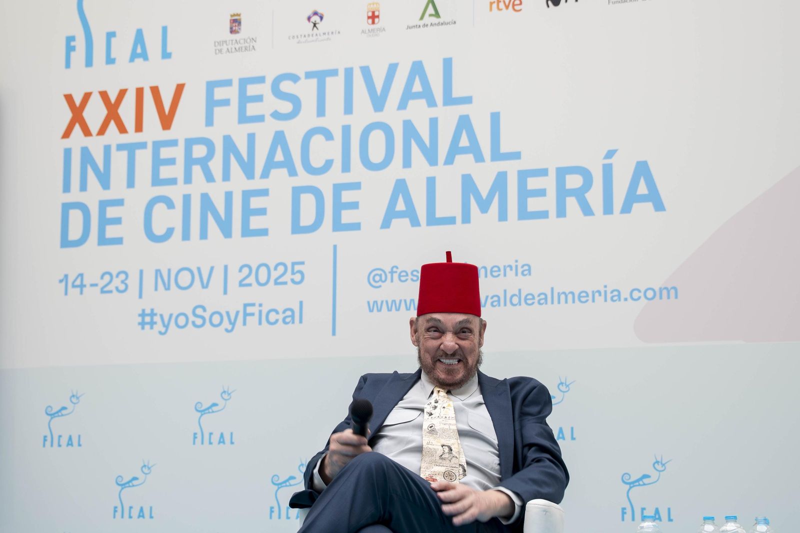 La estrella a JOHN RHYS-DAVIES luce en el paseo de la fama de Almería