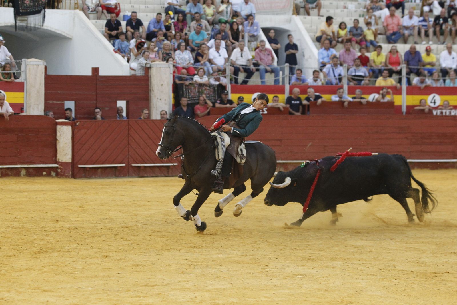 Fotogalería corrida de rejones. Feria de Almería 2019