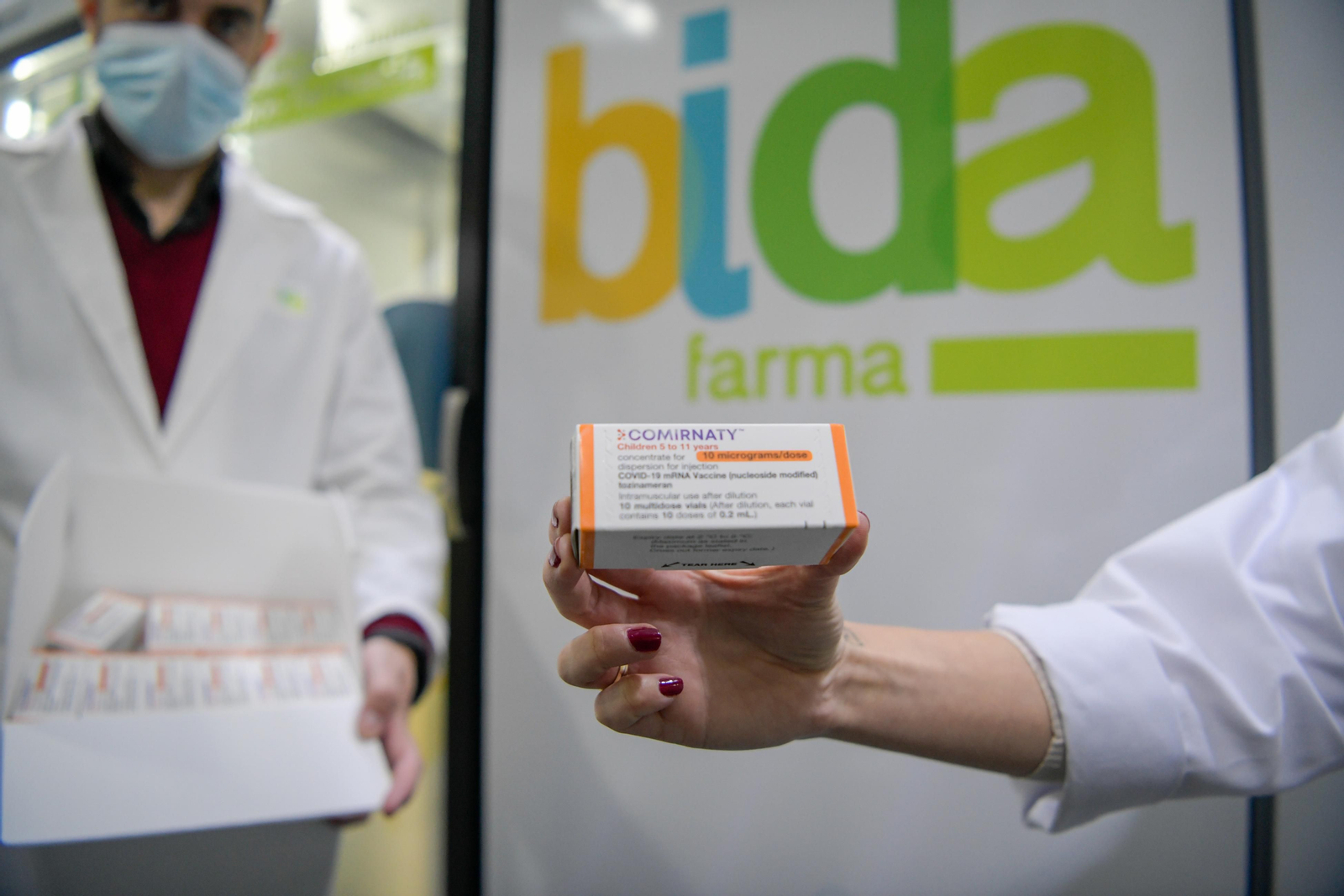 Granada recibe 144.000 vacunas para menores de 12 años