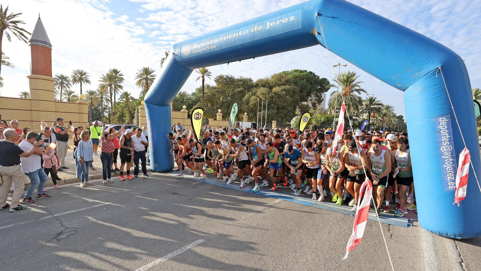 Búscate en la Media Maratón de Jerez 2025 (1)