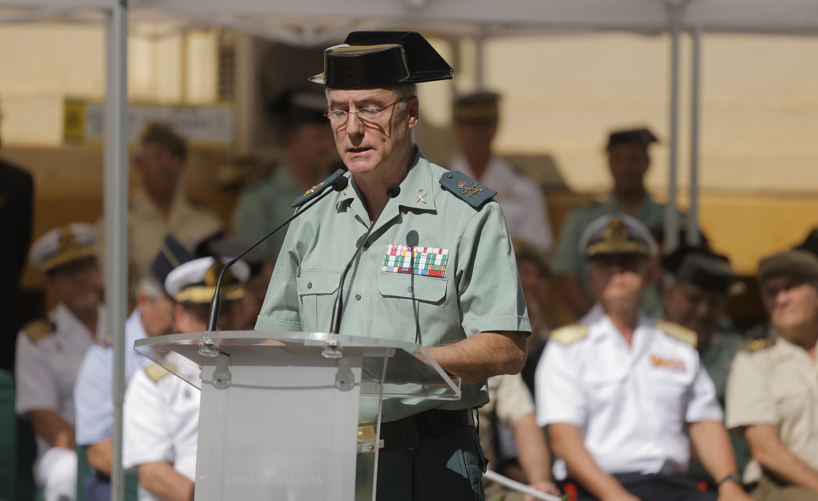 Las fotos de la despedida del  jefe de la IV Zona de la Guardia Civil, Alfonso Rodríguez Castillo