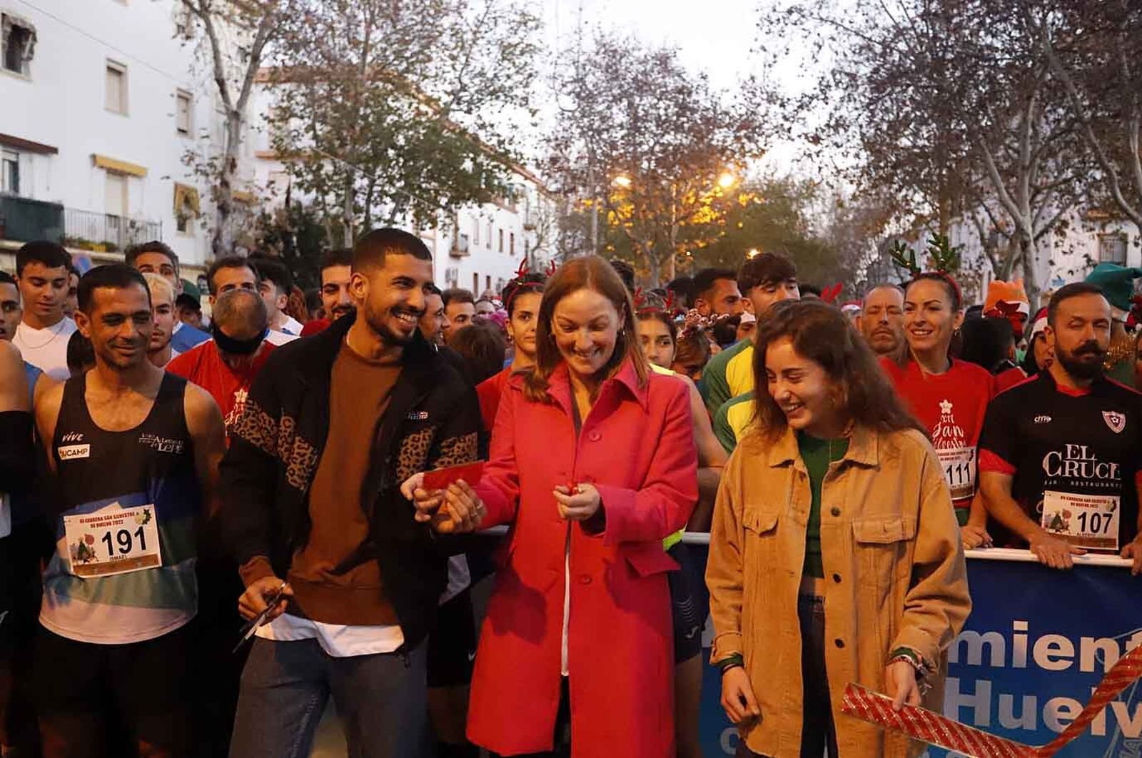 Imágenes de la carrera de San Silvestre en Huelva