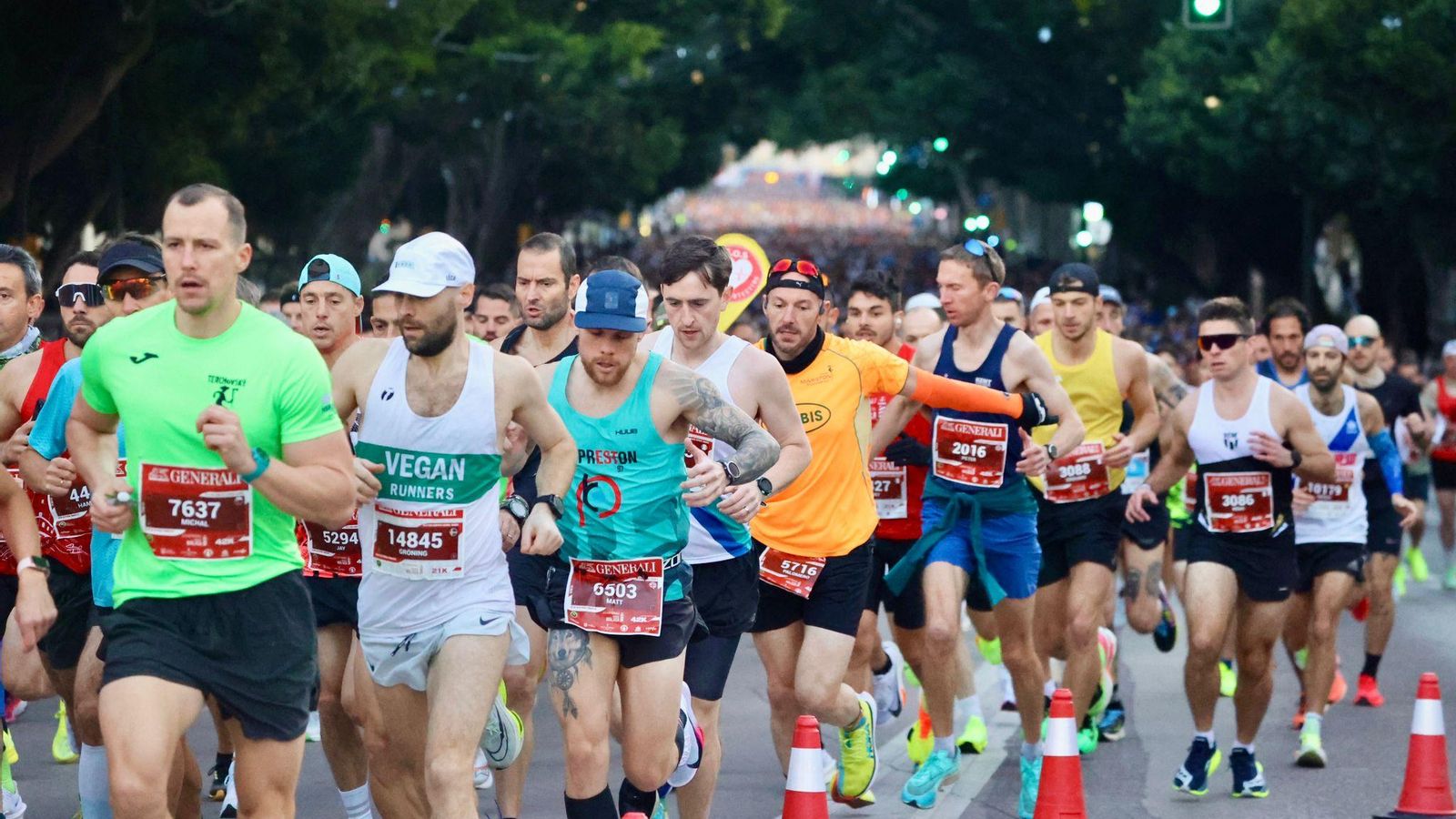 Las mejores fotos de la Maratón de Málaga 2024