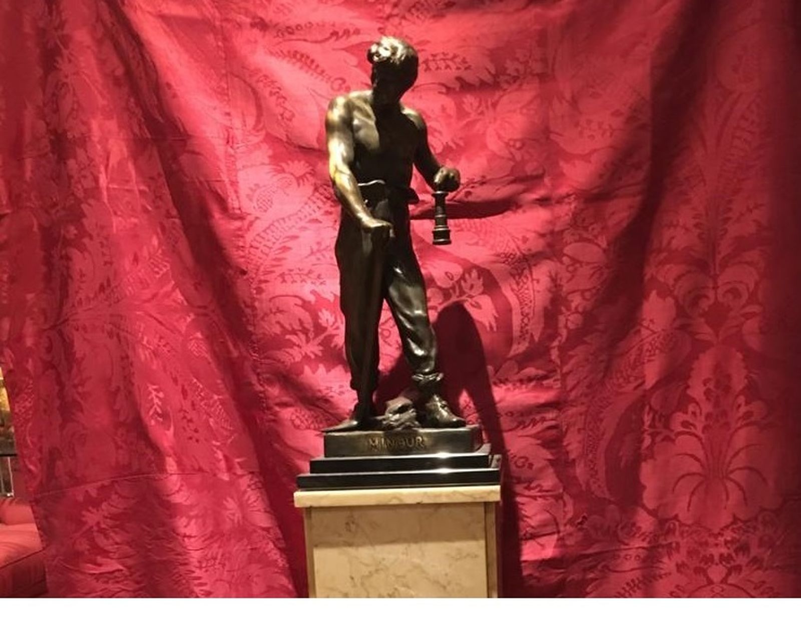 'El minero', del francés Émile Louis Picault.