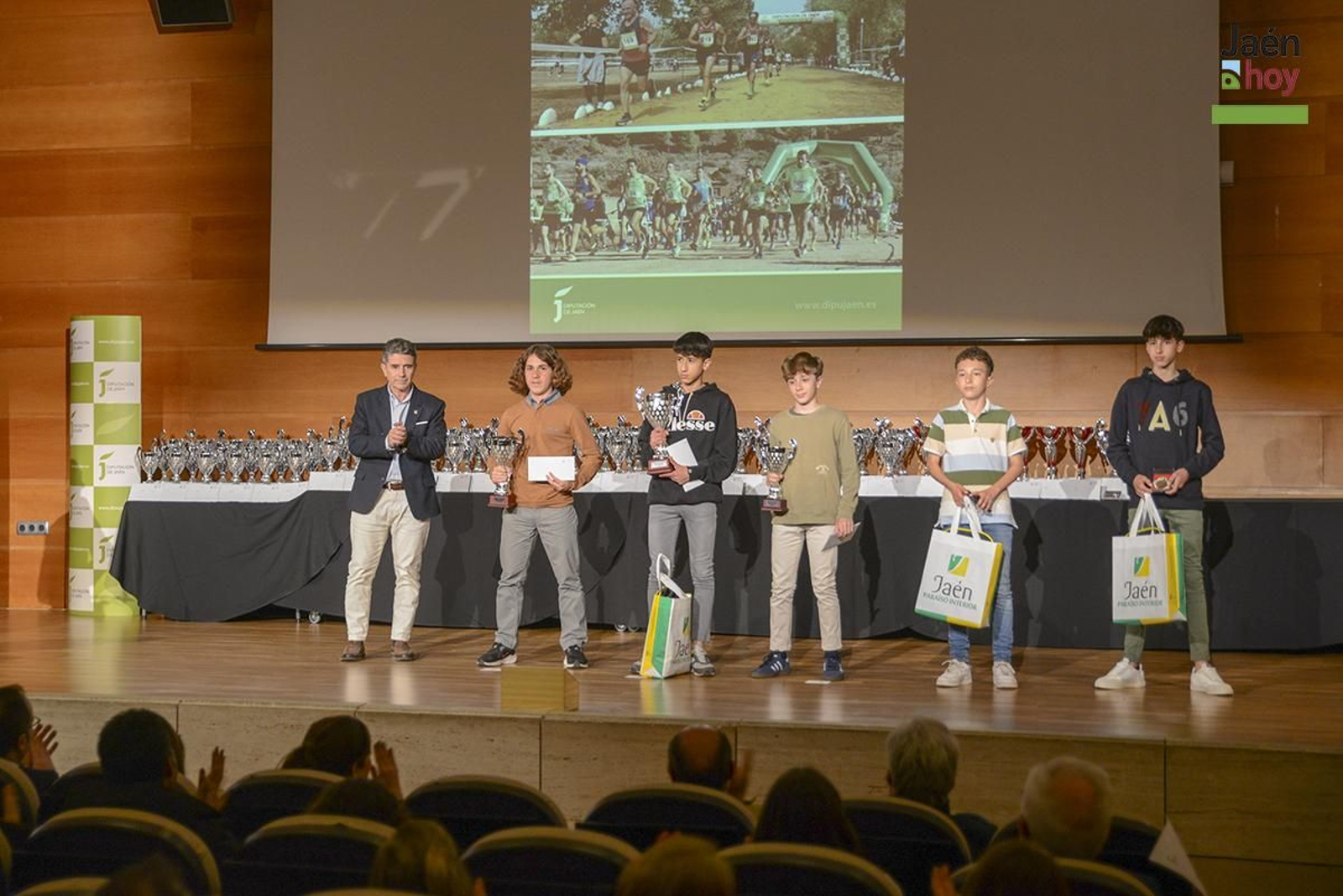 Fotogalería Entrega de Premios XXVI Circuito Provincial de Campo a Través