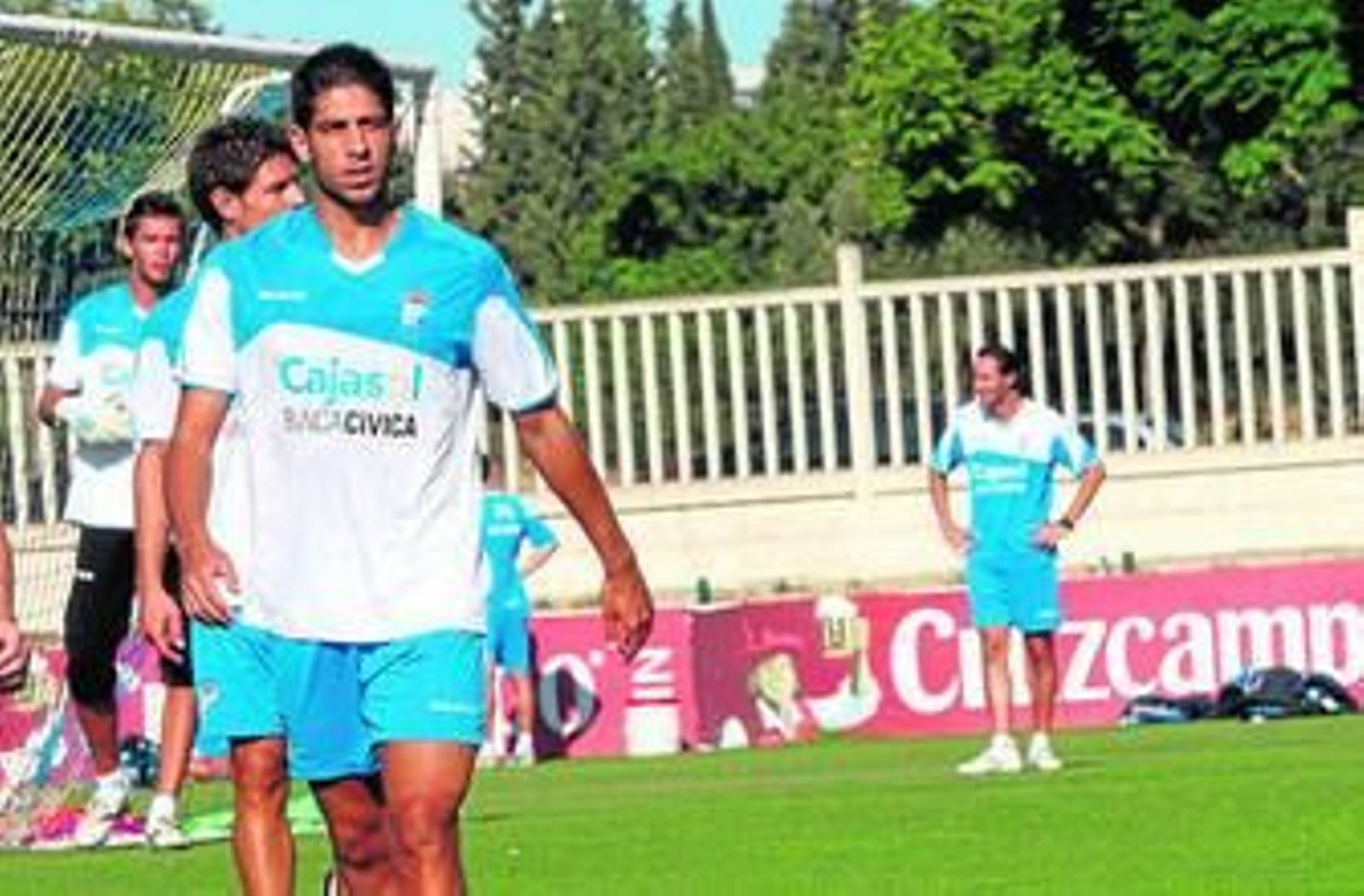 Borja realizó ayer el primer entrenamiento con el San Roque de Lepe.