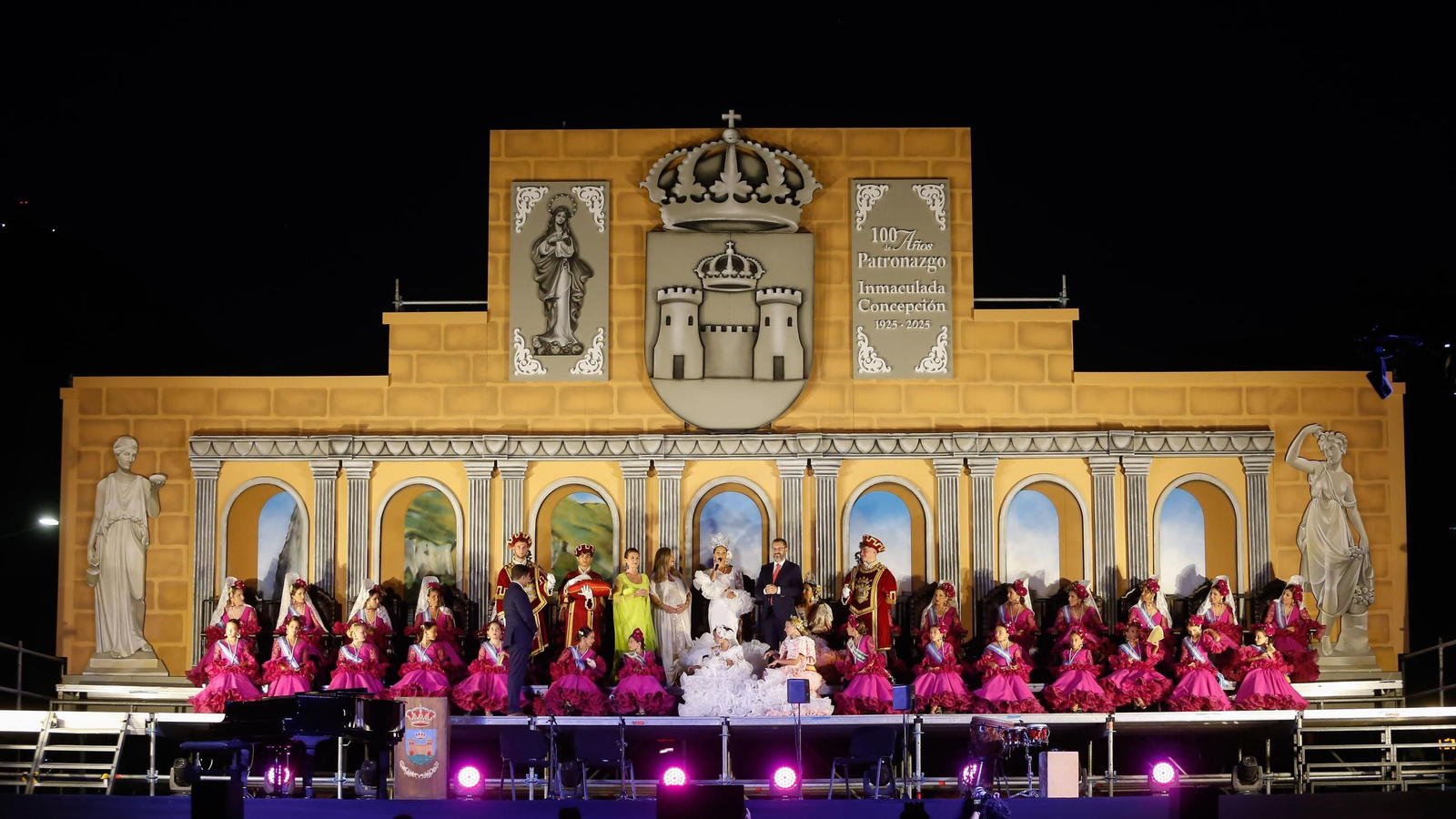 Fotos de la coronación y pregón de la Feria de La Línea 2025