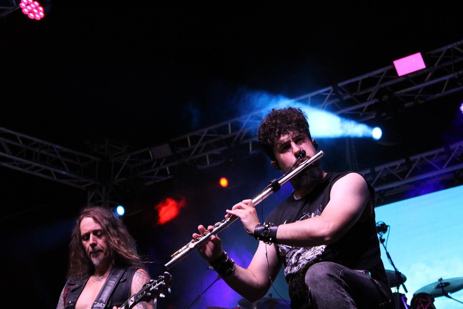 Mägo de Oz hace vibrar la Feria de Agosto de Jimena de la Frontera