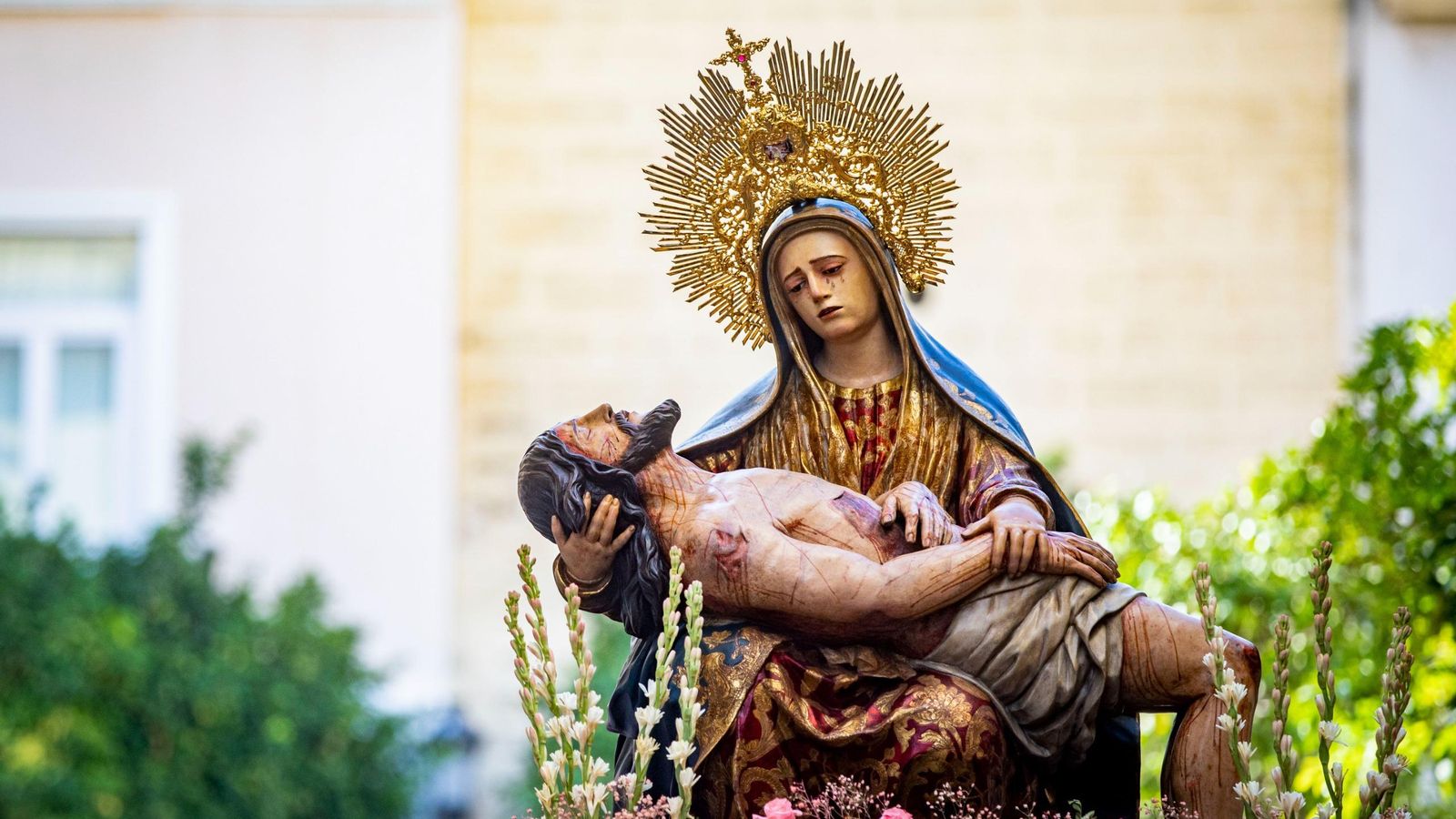 Las imágenes del triduo itinerante de la Hermandad de las Angustias del Caminito