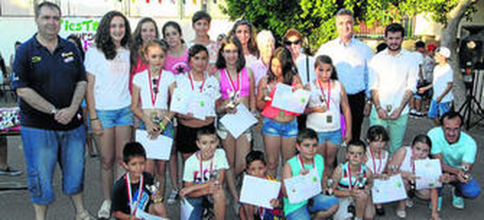 Reconocimientos del club Padre Huelin en la fiesta de fin de curso