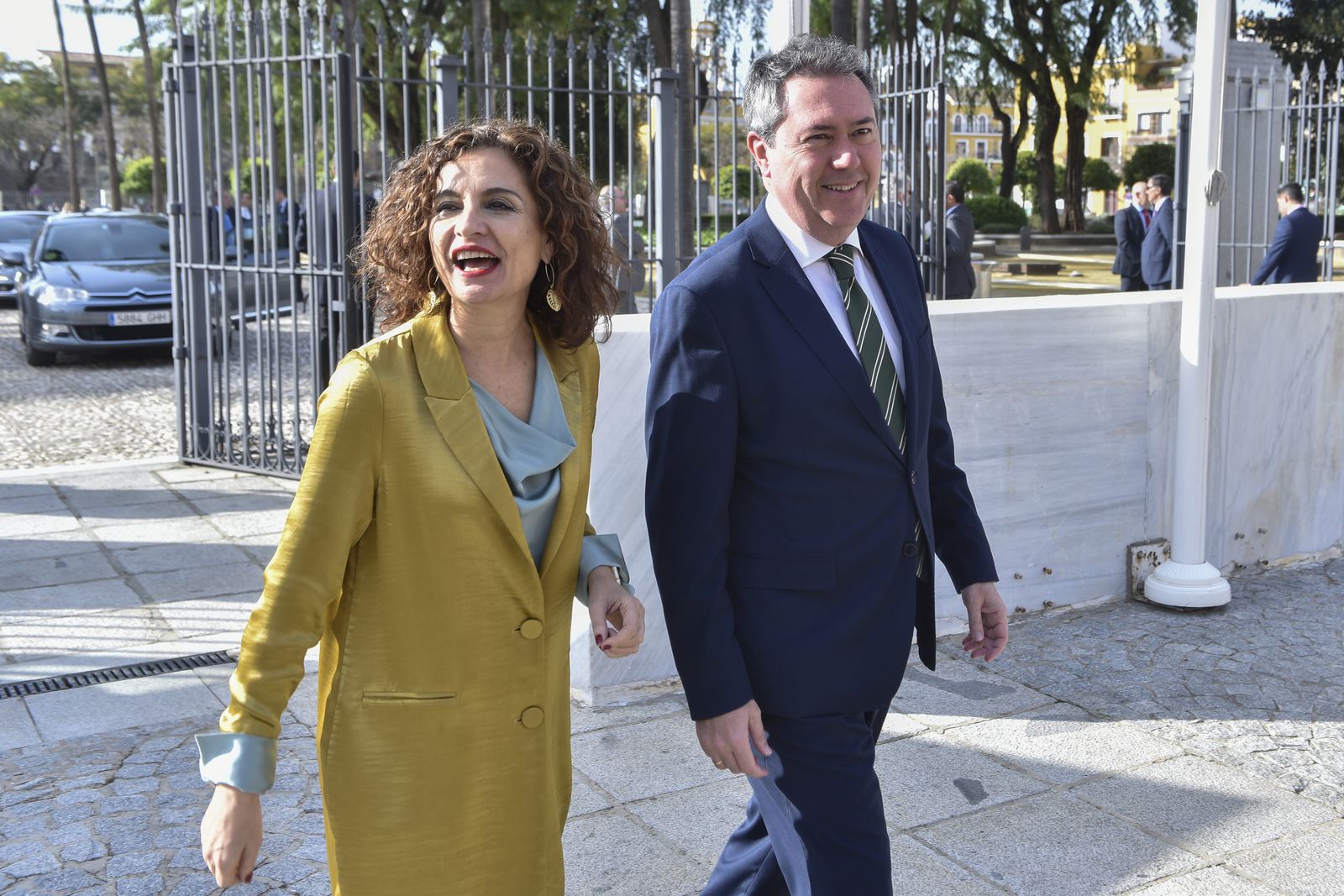 Acto institucional en el Pleno del Parlamento con motivo del Día de Andalucía
