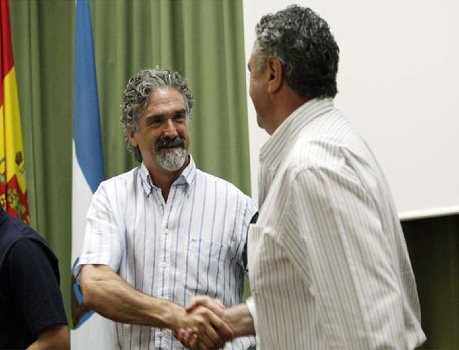 Burgueña llega “ilusionado” a la Balona, pero recalca que el primer objetivo es la permanencia