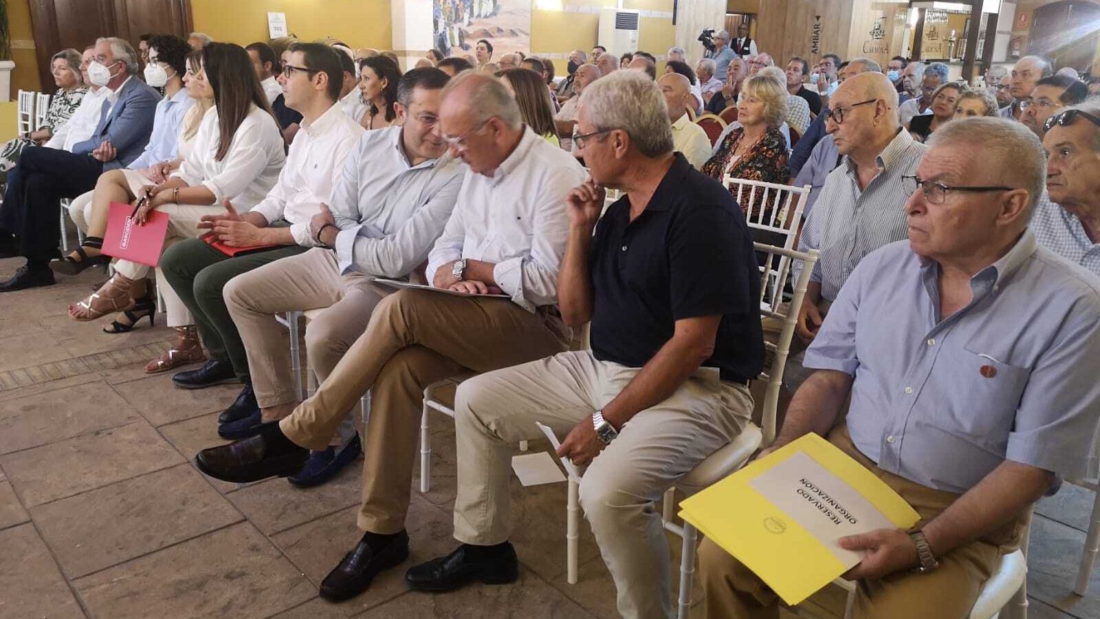 Múltiples asistentes a las jornadas.