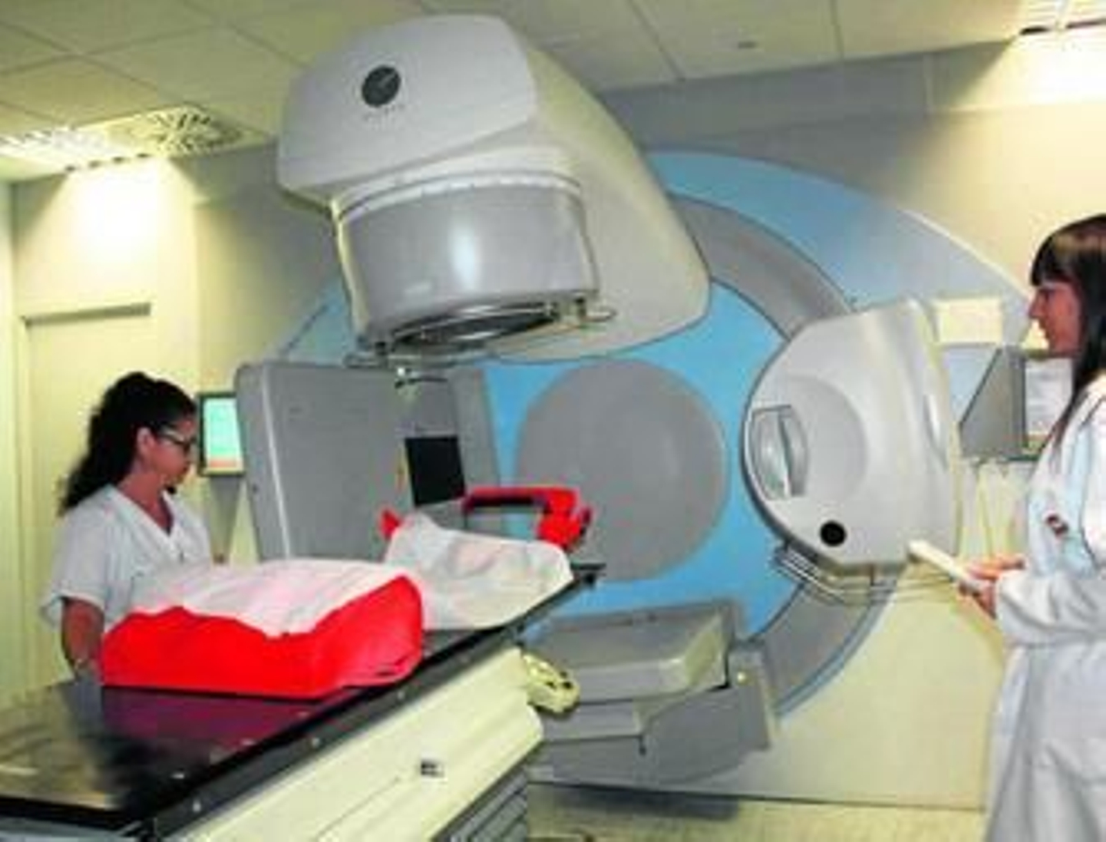 Un acelerador lineal del Clínico.