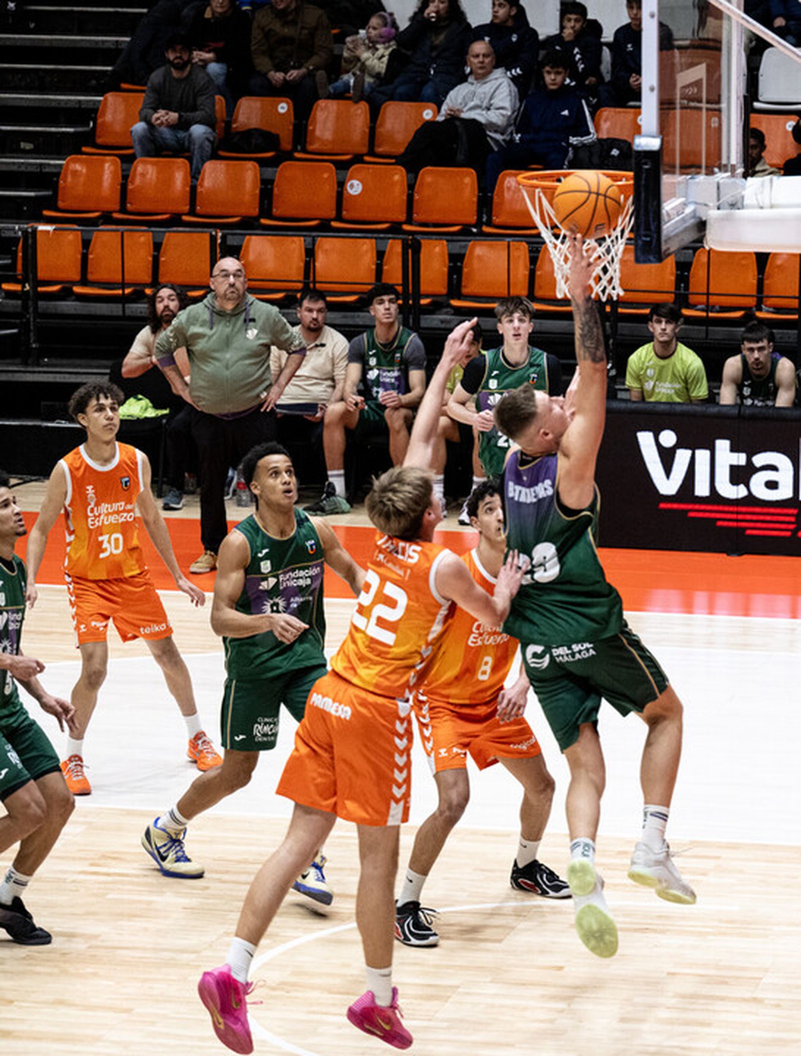 Liga U22: El Unicaja se quedó a un paso en Valencia (78-75)