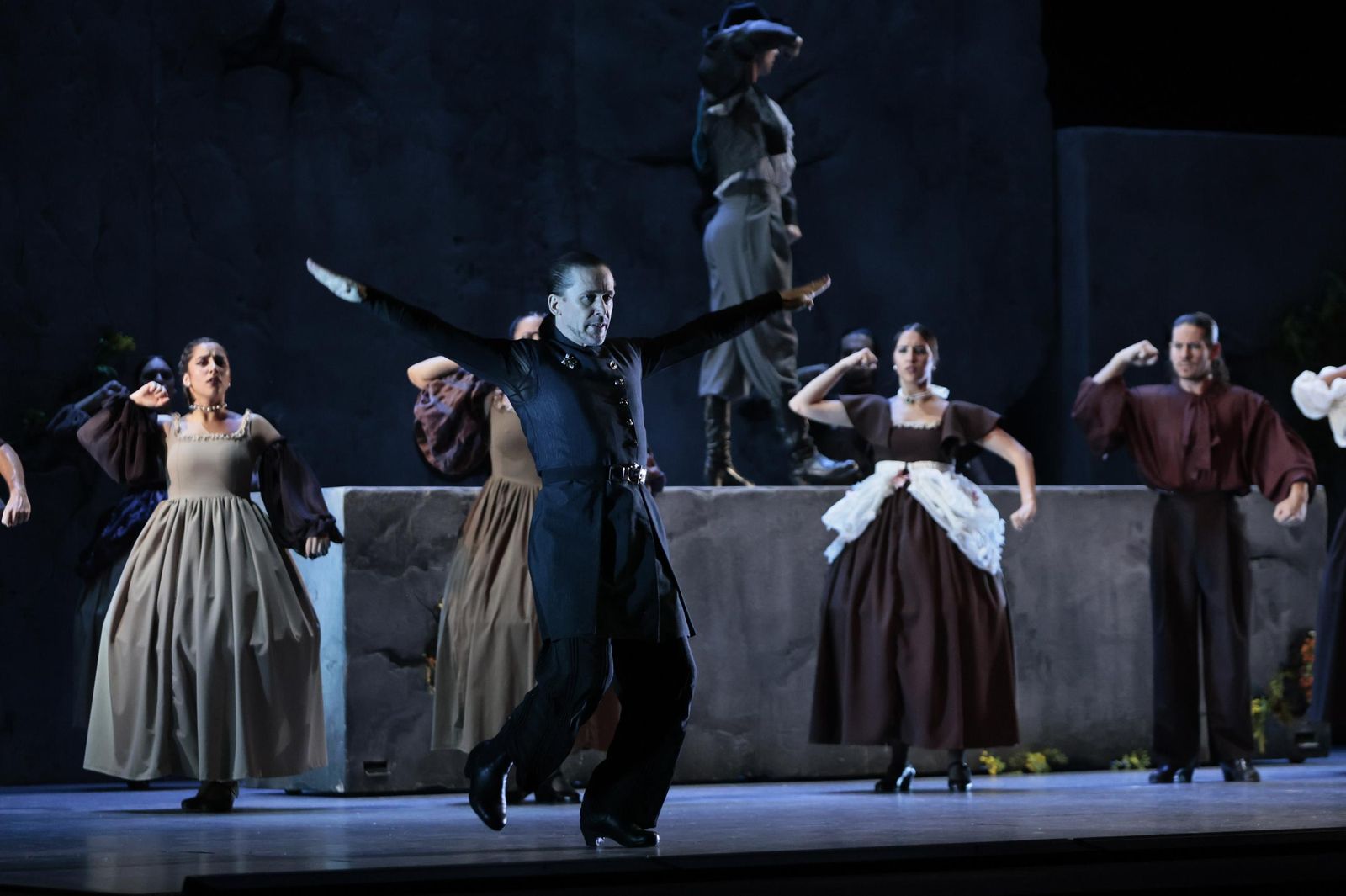 la imágenes del Ballet Flamenco de Andalucía en el Teatro de la Maestranza.