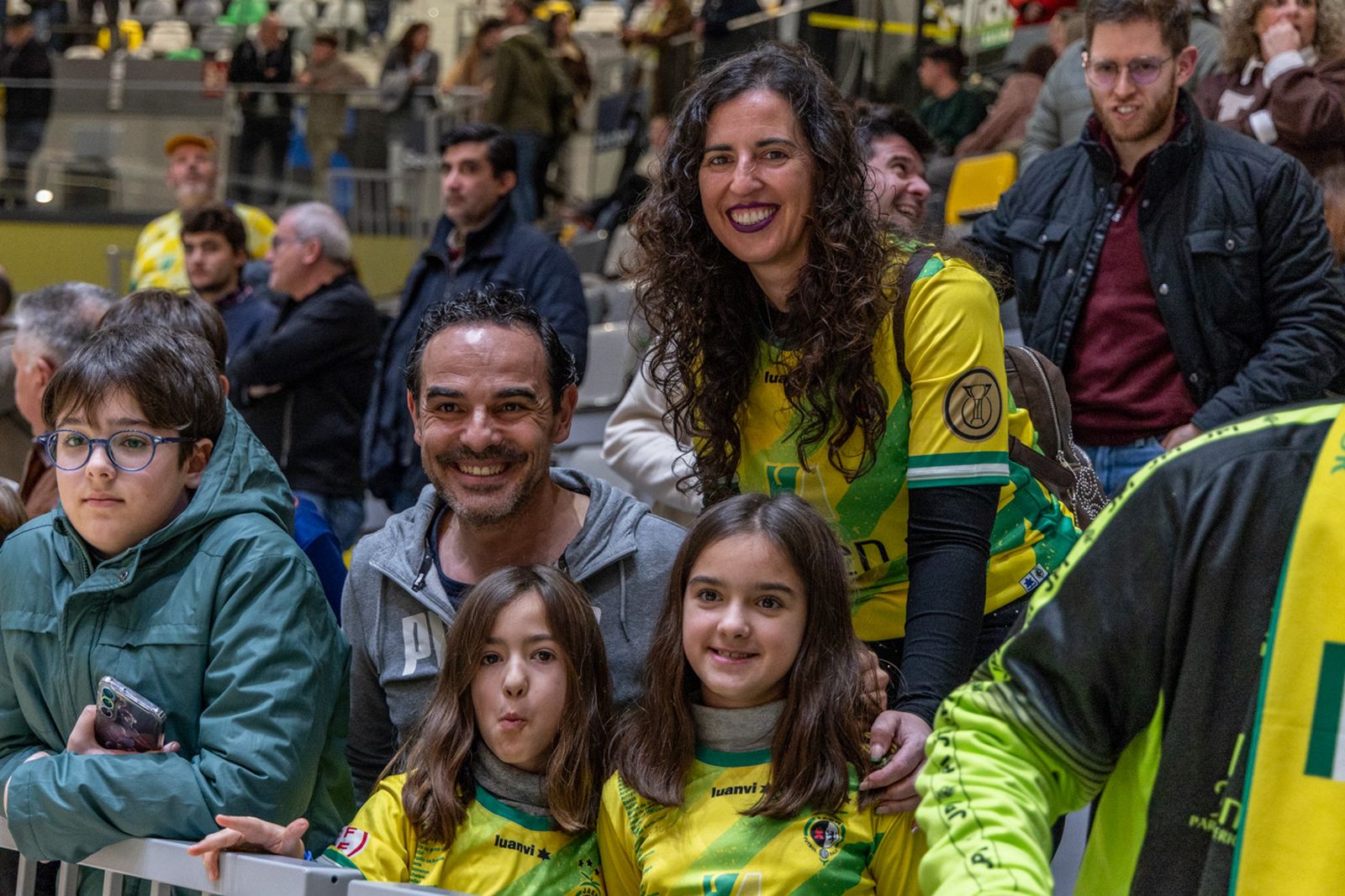 Las mejores imágenes del espectacular encuentro entre Jaén Paraíso Interior FS y Barça (3-3)