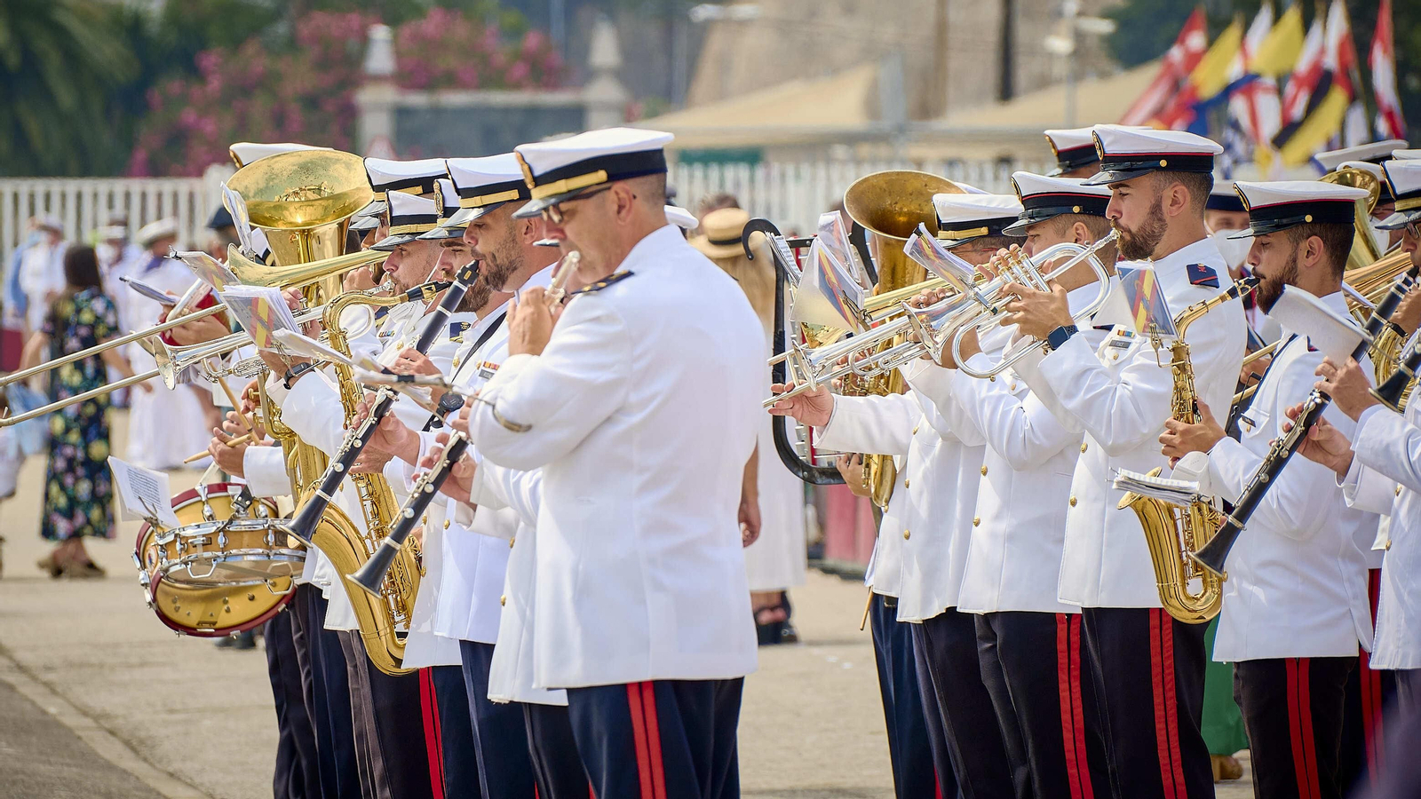 Recibimiento al buque escuela de la Armada española 'Juan Sebastián de Elcano'