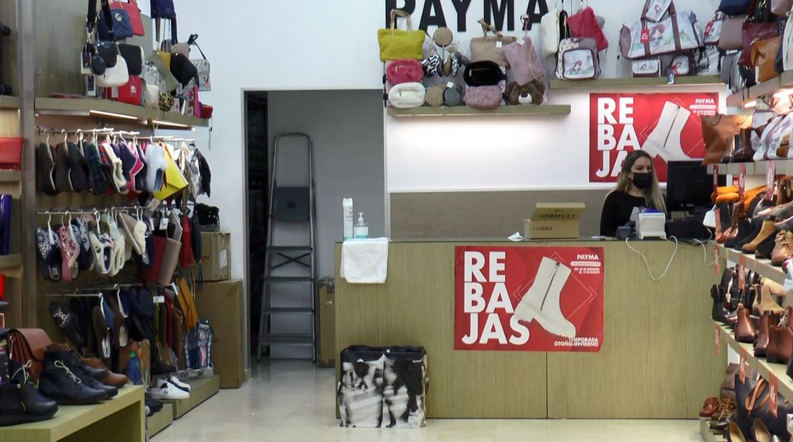 Comercio de Puerto Real durante las rebajas de 2022.