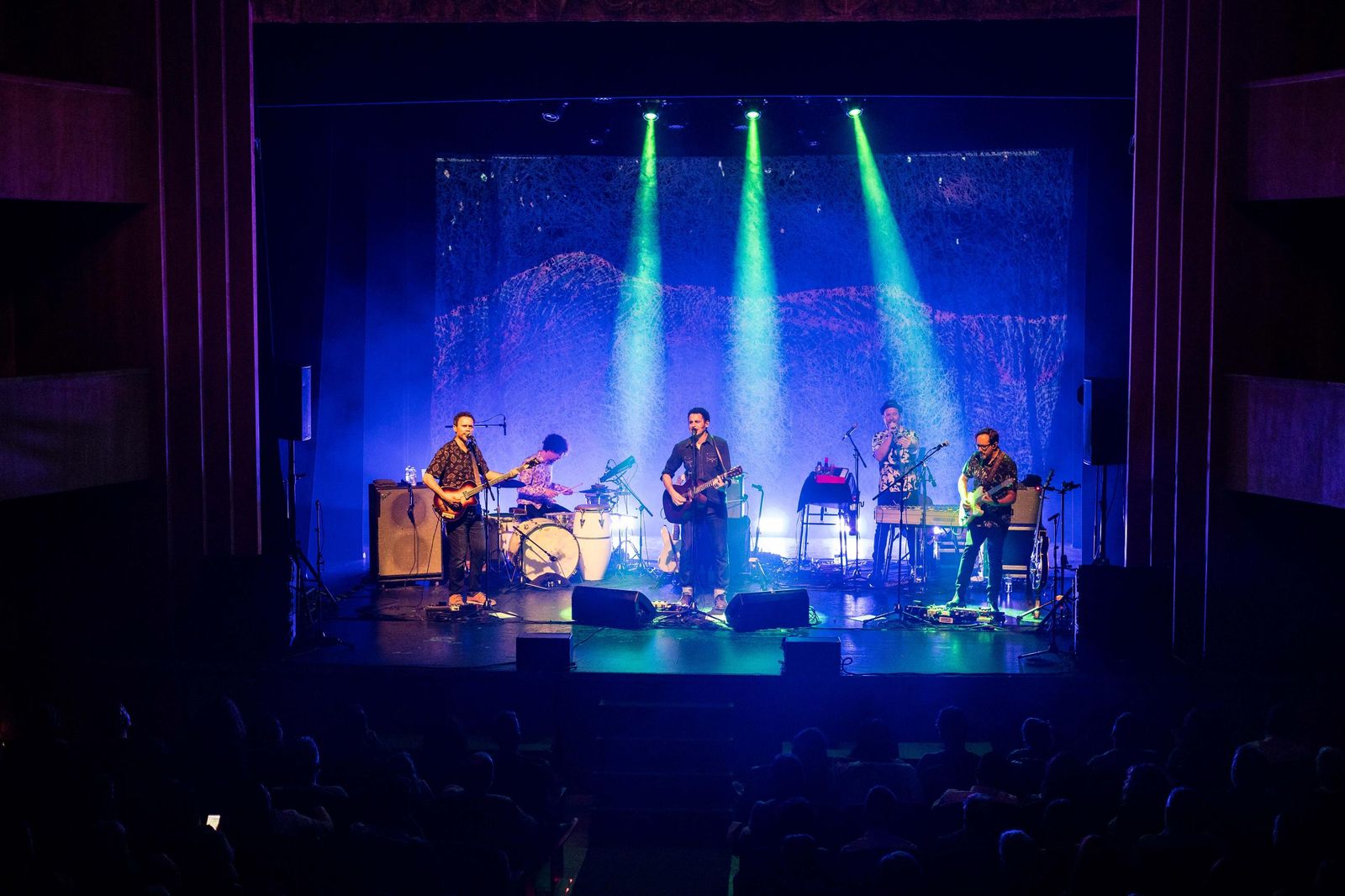Espectacular concierto de Depedro en el Teatro de las Cortes de San Fernando