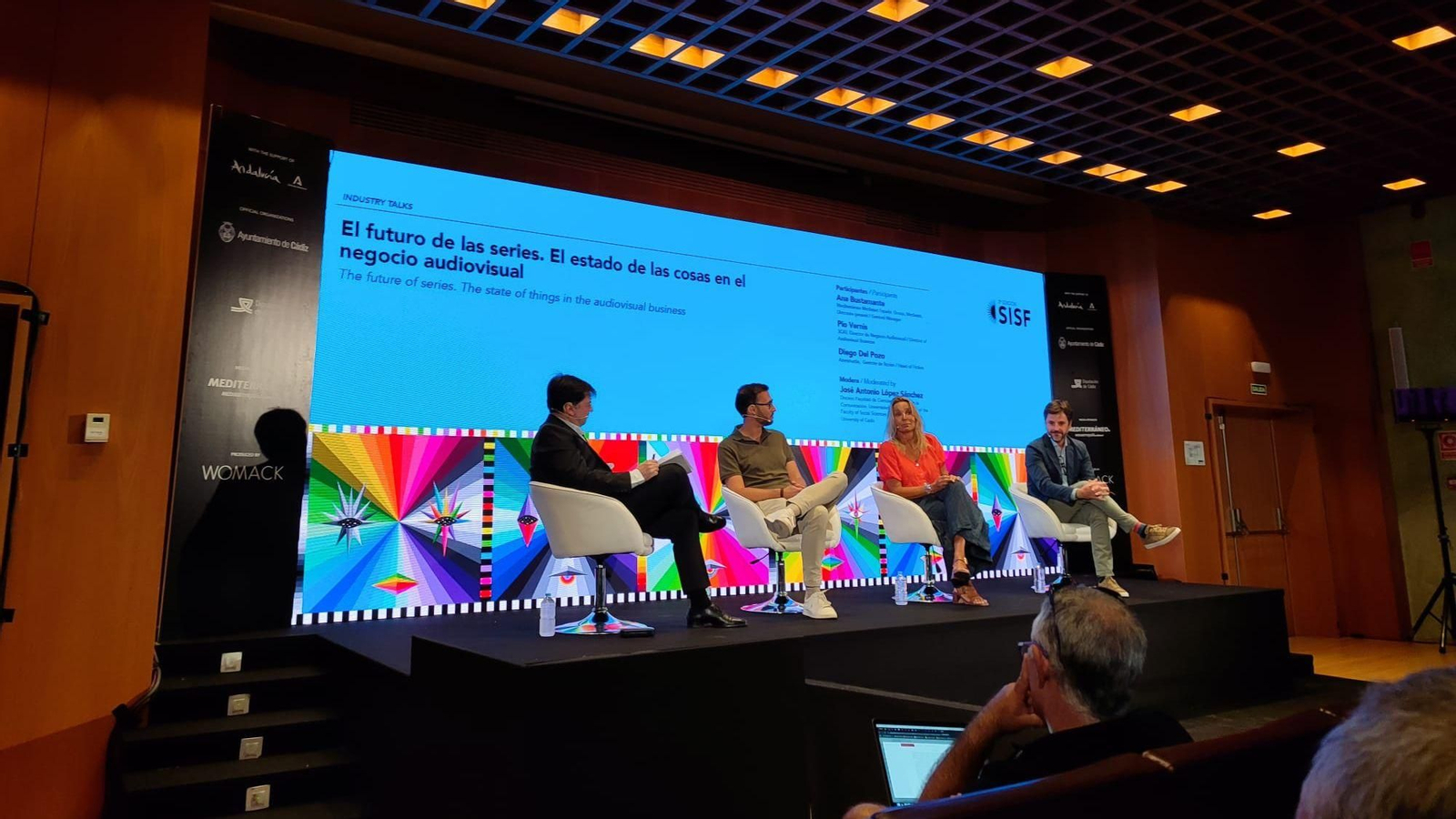 López, Del Pozo, Bustamante y Vernis durante el análisis del futuro de las series