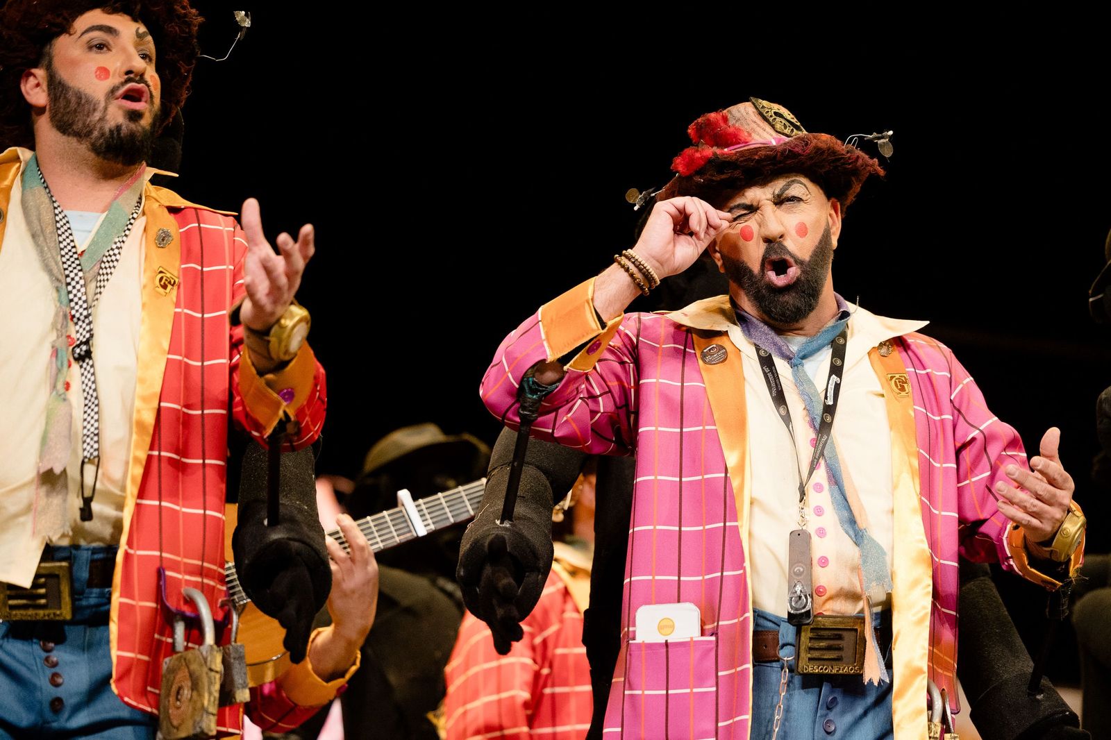 Una imagen de la chirigota de los Villegas.