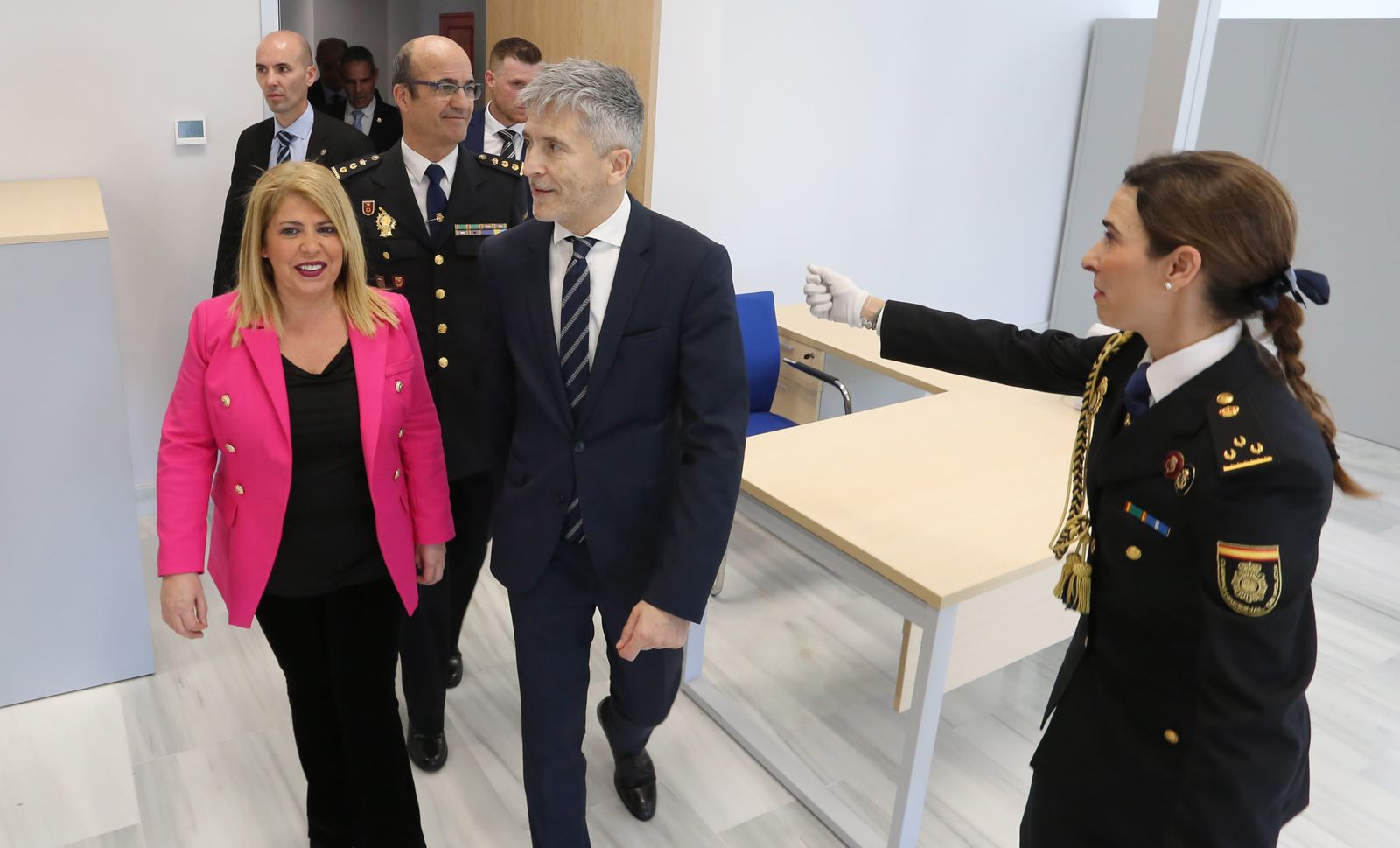 Inaguración de la nueva comisaría por el ministro del Interior Grande- Marlaska