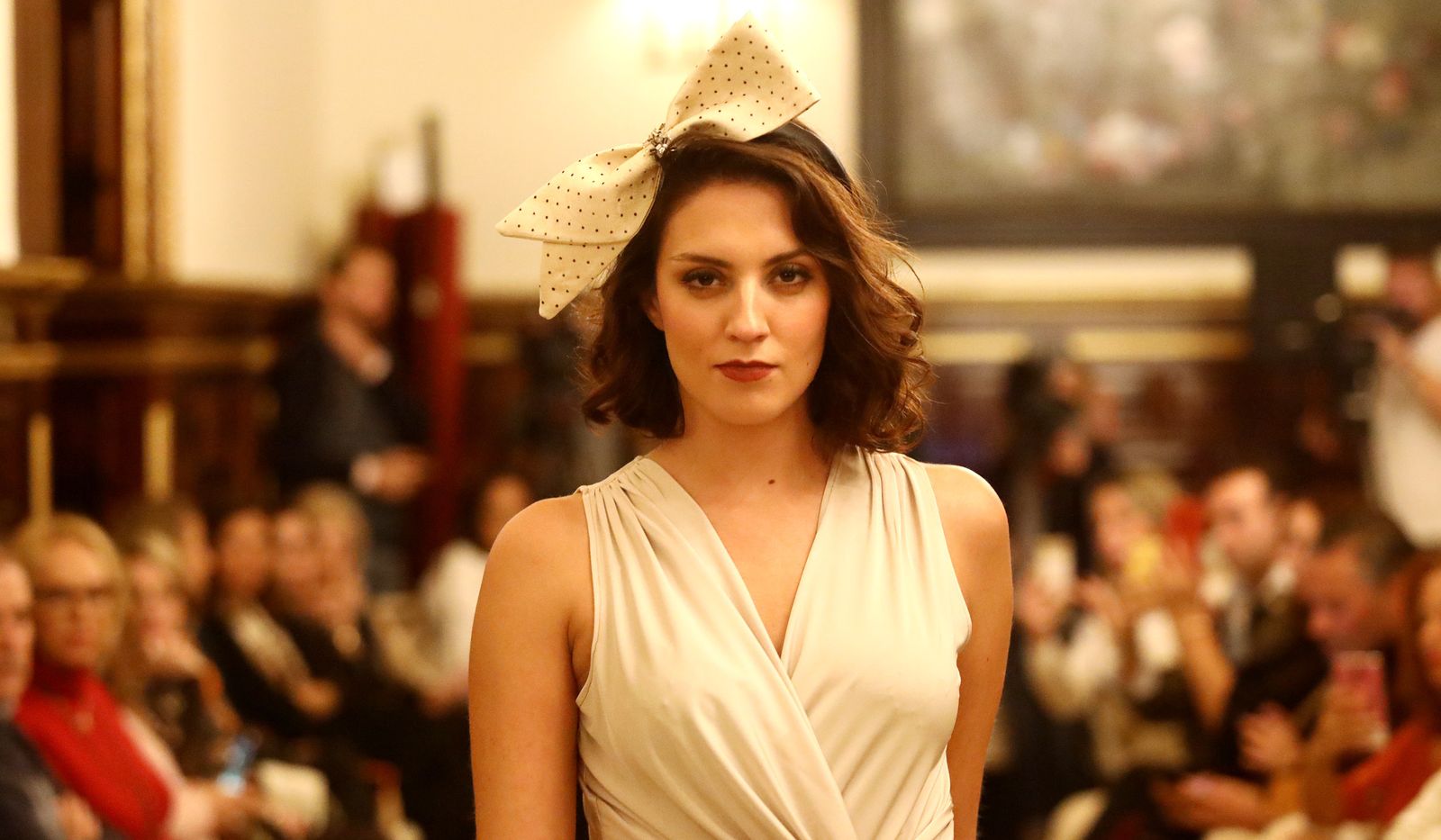 Ángeles Verano presenta su nueva colección en el 'Hotel Casa Palacio María Luisa'