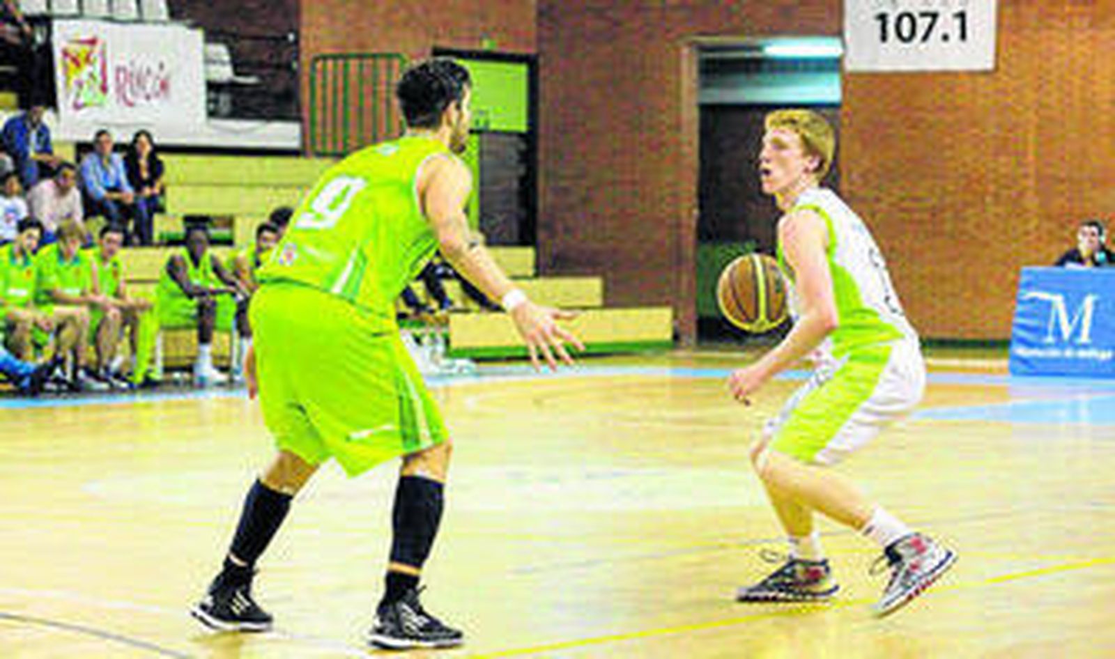 Alberto Díaz, ante el Planasa Navarra.