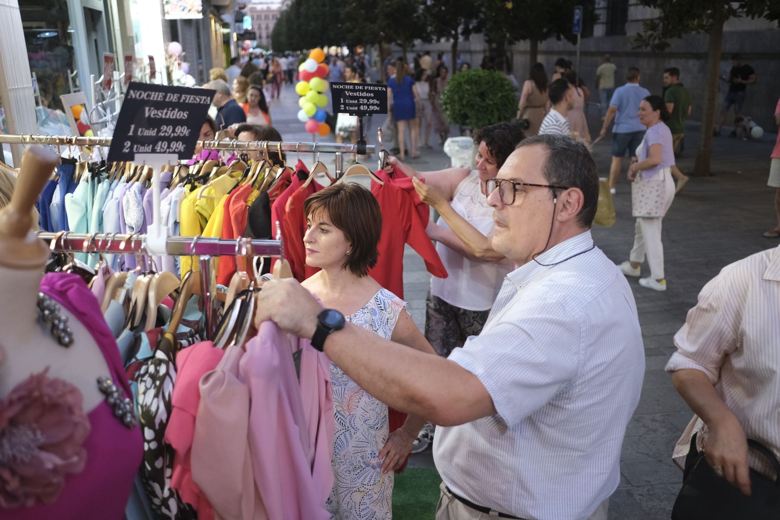 La novena edición de la Shopping Night de Córdoba, en imágenes