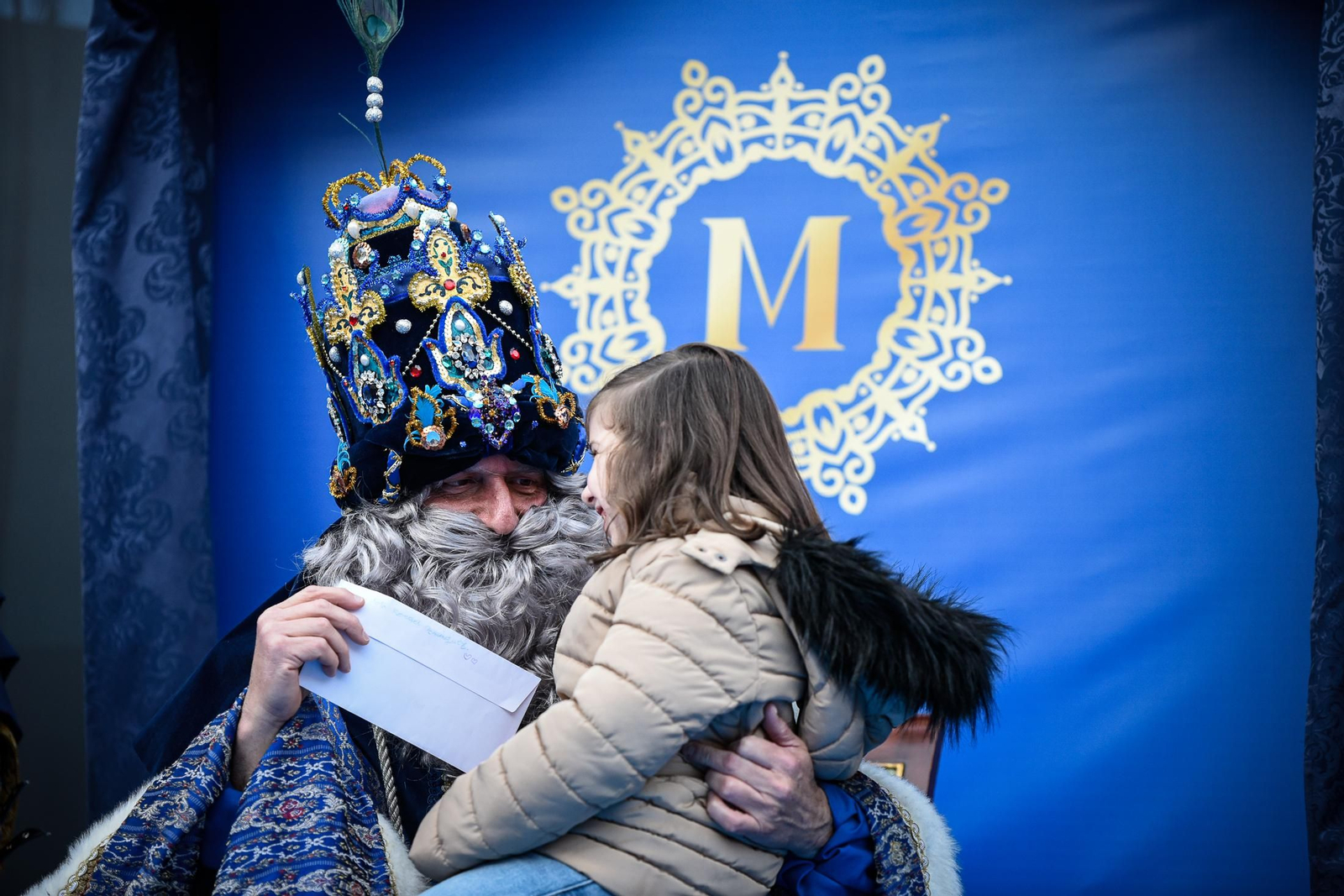Imágenes de la entrega de cartas a SSMM Los Reyes Magos en el Ayuntamiento