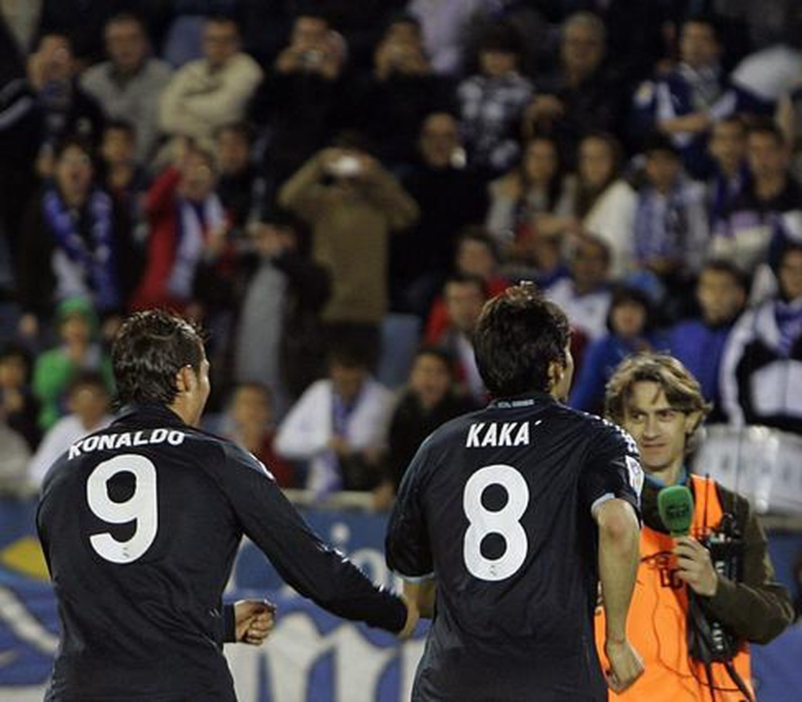 Los de Pellegrini golean al Tenerife en el Heleliodoro Rodríguez López con goles de Higuaín (dos), Kaká, Ronaldo y Raúl. / AFP · EFE · Reuters