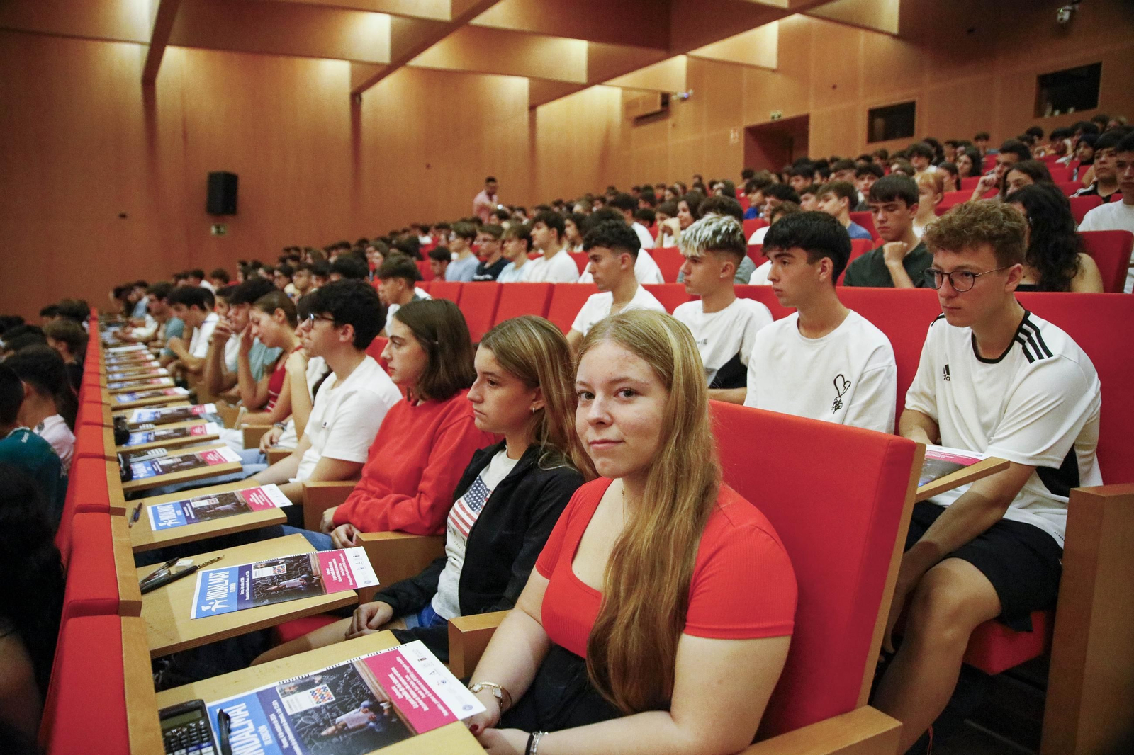 La IX Edición del concurso en resolución de problemas matemáticos Indalmat de Almería, en imágenes