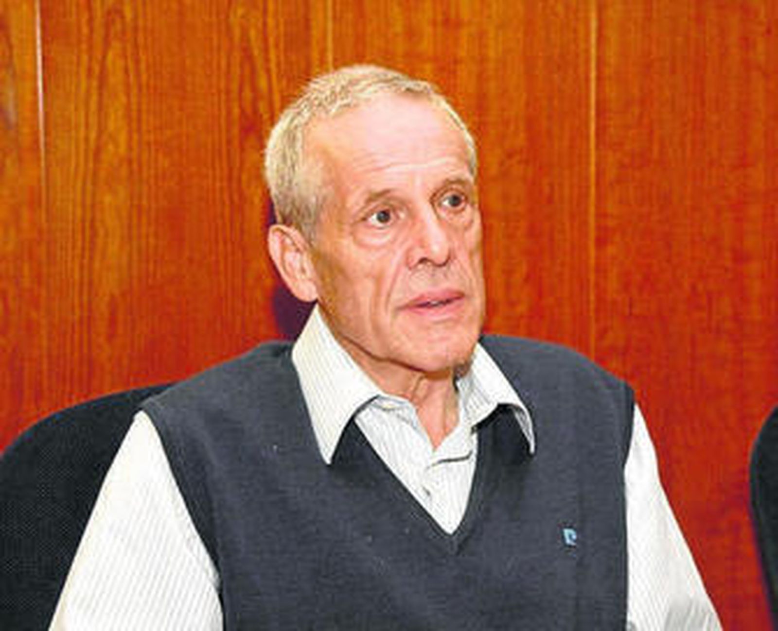 El catedrático Julio César Tello, experto en cultivos.