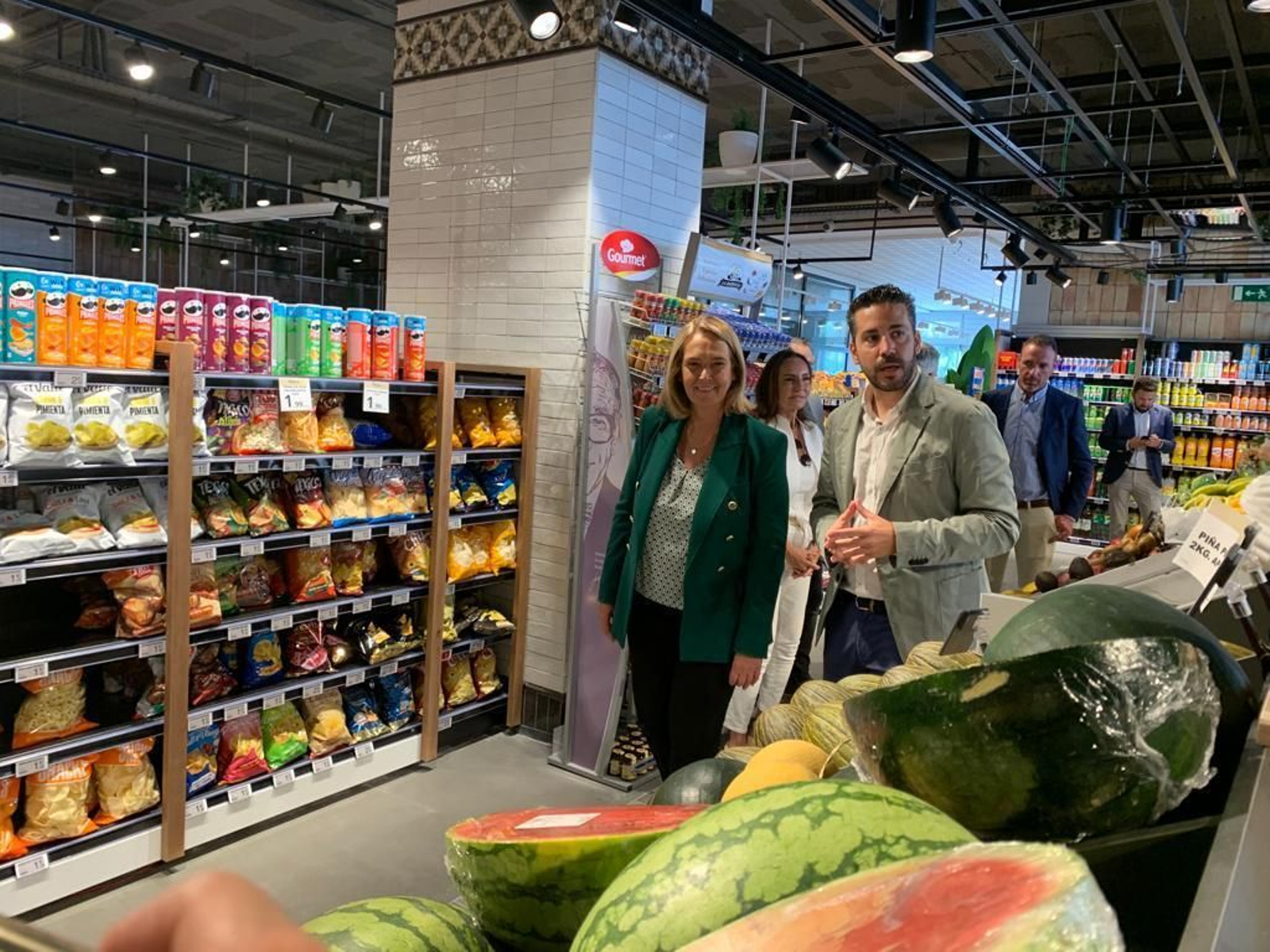 Playa Granada pone en funcionamiento su primer supermercado para dotar de servicios la zona Playa Granada pone en funcionamiento su primer supermercado para dotar de servicios la zona