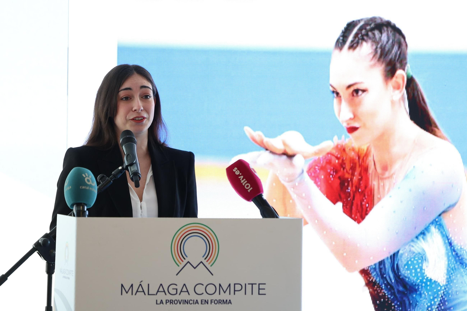 La Diputación homenajea a los malagueños olímpicos en París y premia a diferentes deportistas