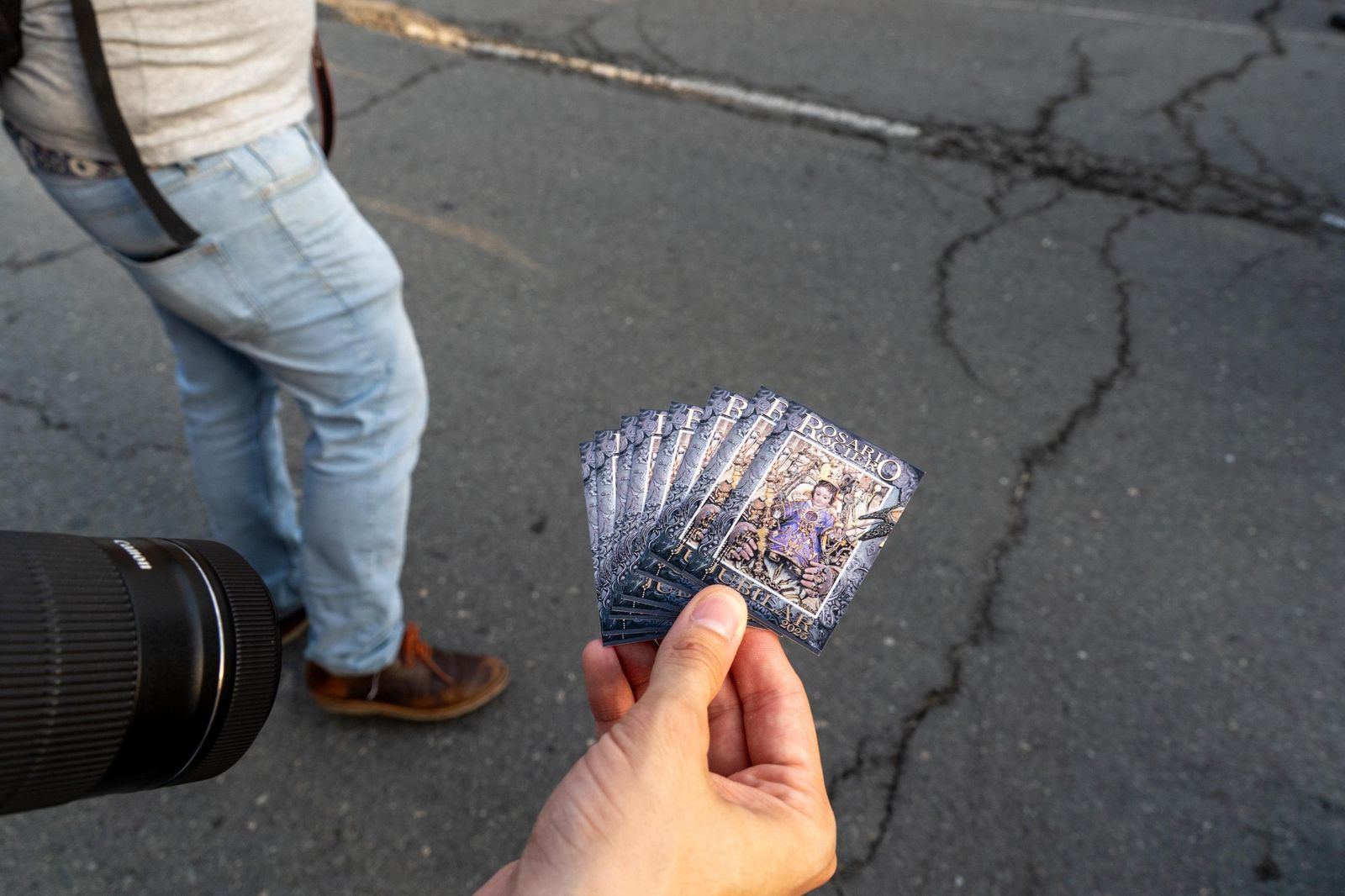 Imágenes del Rosario Jubilar rociero celebrado por las 25 hermandades filiales de la Matriz de Almonte en La Merced
