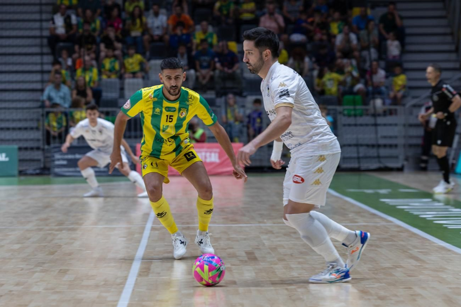 Las mejores imágenes de la amplia victoria del Jaén Paraíso Interior FS sobre O Parrulo Ferrol