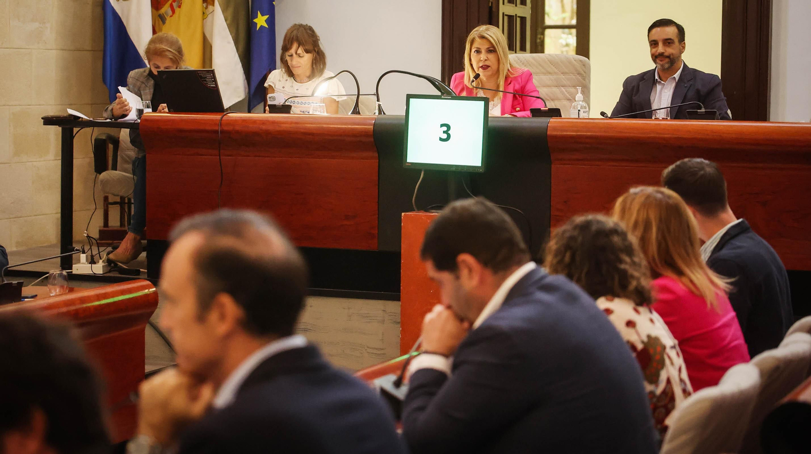Uno de los últimos plenos celebrados en el Ayuntamiento de Jerez. Uno de los últimos plenos celebrados en el Ayuntamiento de Jerez.