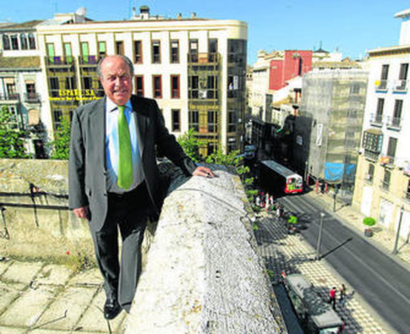 "Si Sebastián Pérez tiene muchas ganas de ser alcalde, que espere"