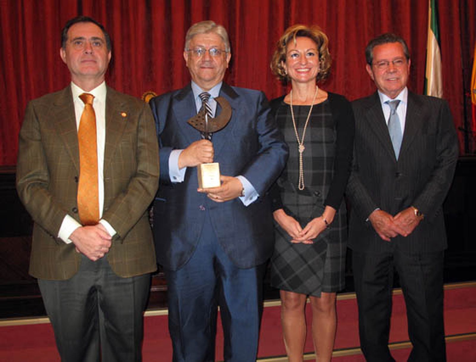 Premio a una trayectoria empresarial de excelencia